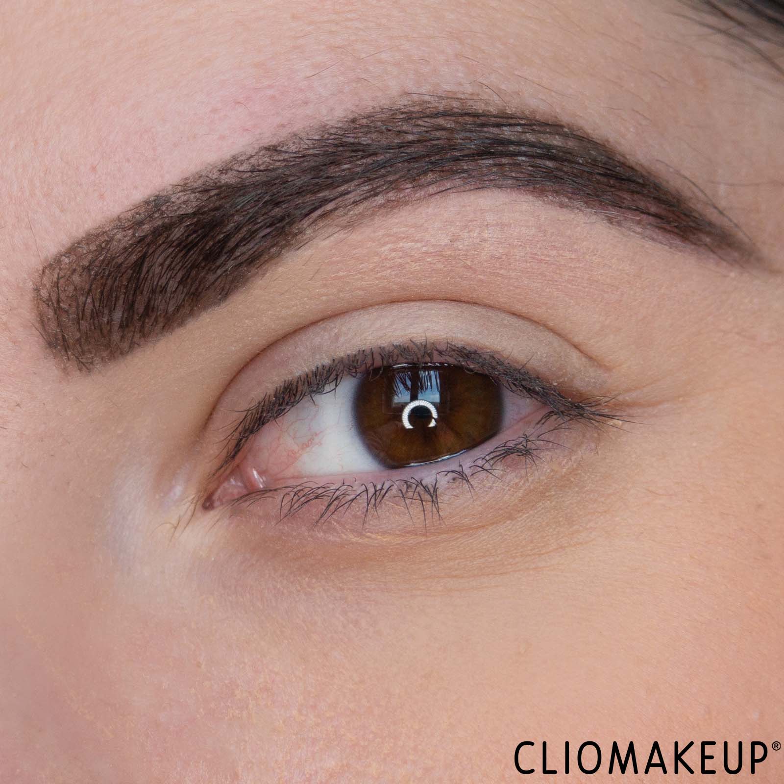 cliomakeup-recensione-gel-sopracciglia-nyx-thick-it-stick-it-brow-mascara-13