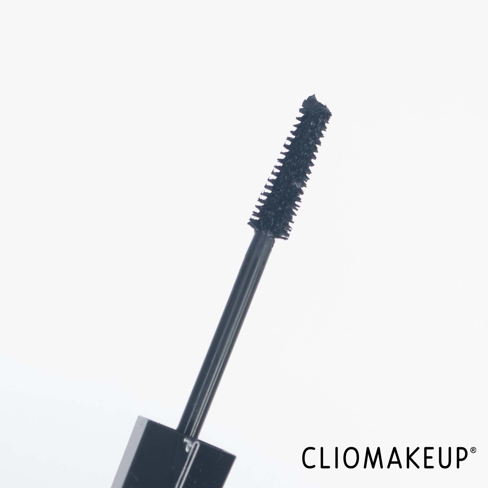 cliomakeup-recensione-mascara-fenty-beauty-hella-thicc-volumizing-mascara-5