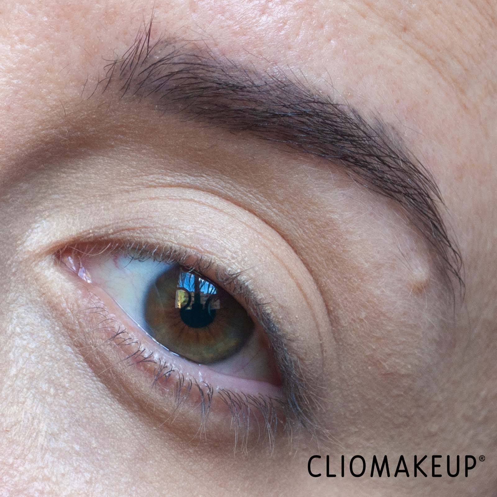 cliomakeup-recensione-matita-sopracciglia-haus-laboratories-the-edge-precision-brow-pencil-8