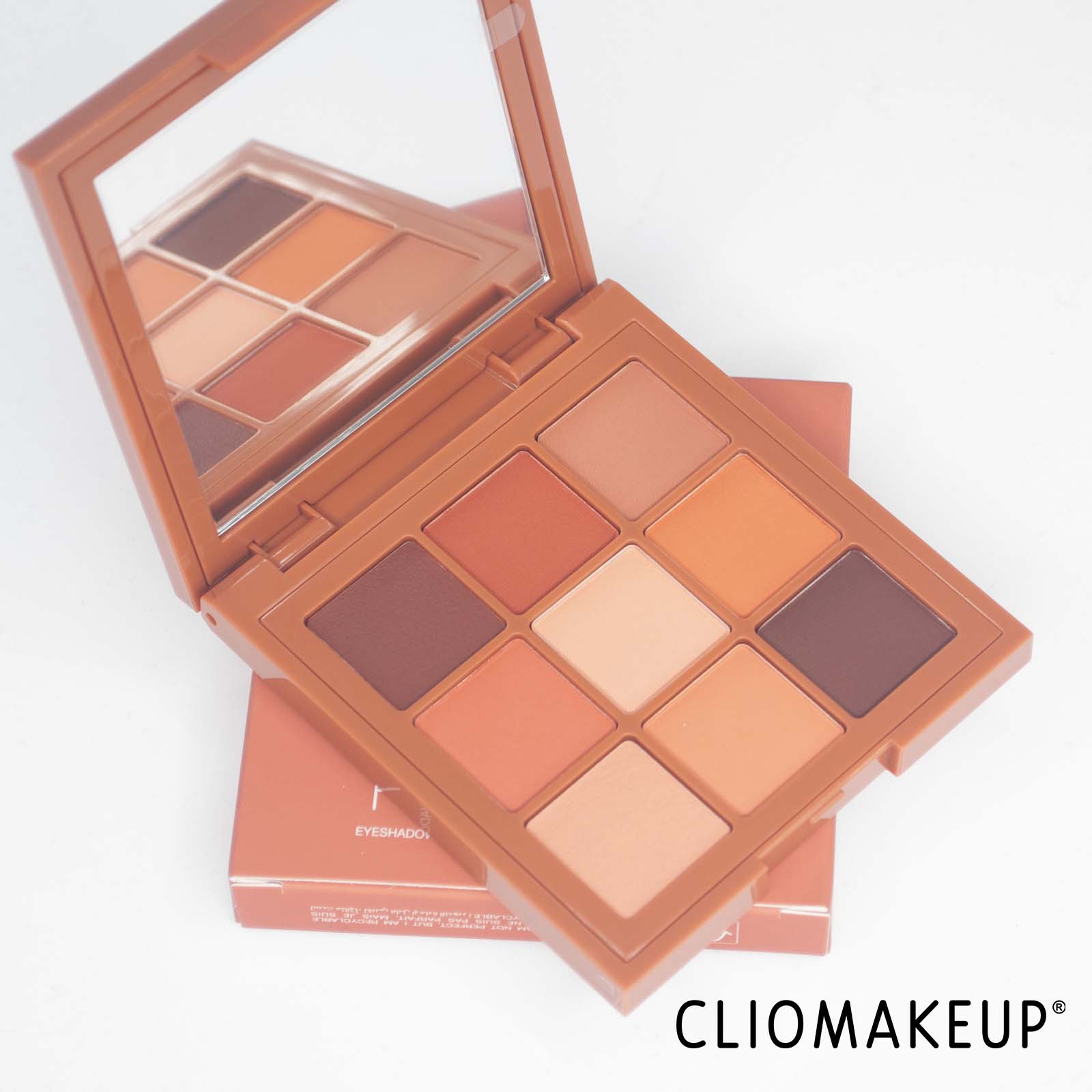 cliomakeup-recensione-palette-huda-beauty-matte-obsessions-warm-eyeshadow-palette-4