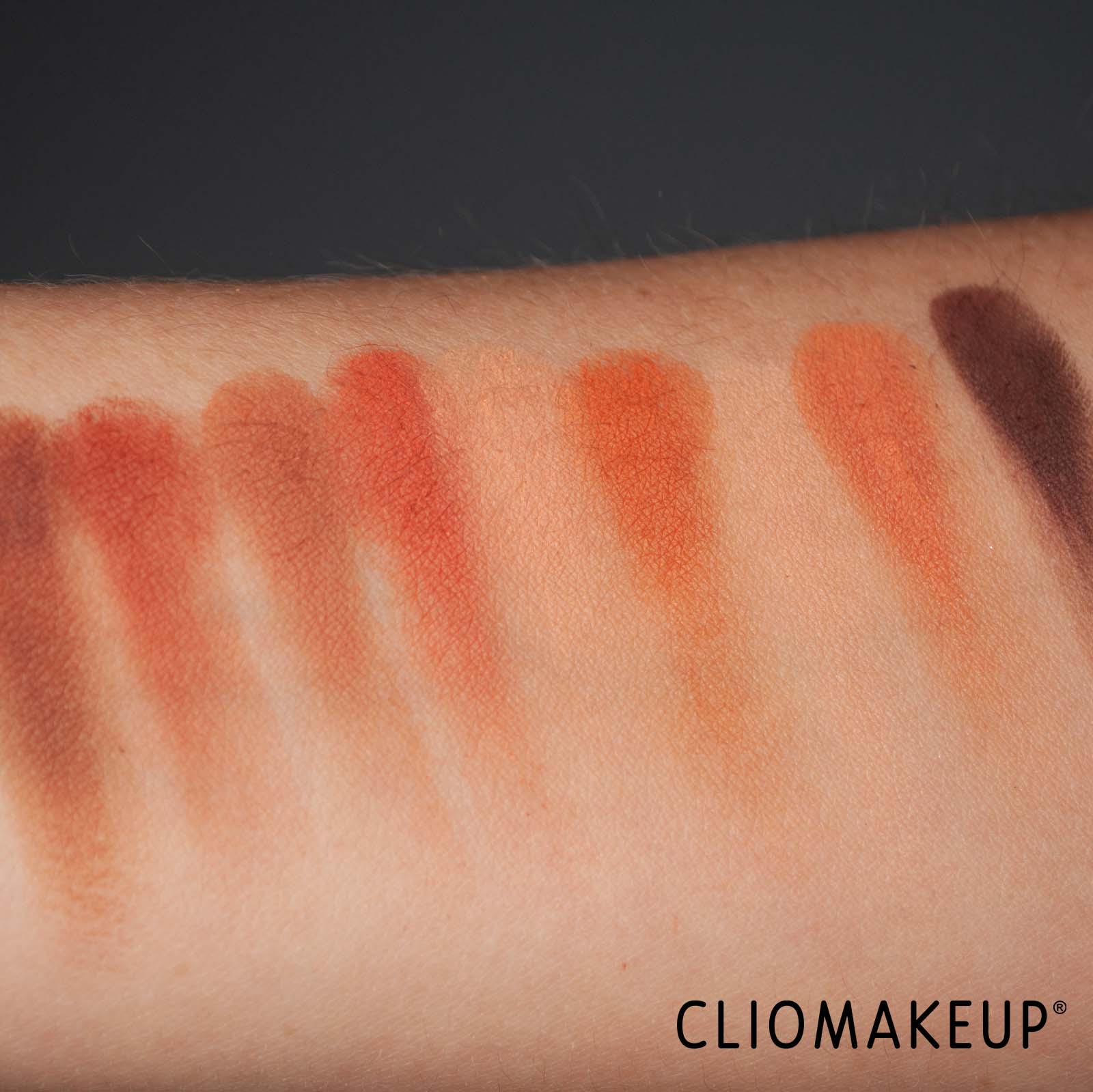 cliomakeup-recensione-palette-huda-beauty-matte-obsessions-warm-eyeshadow-palette-7