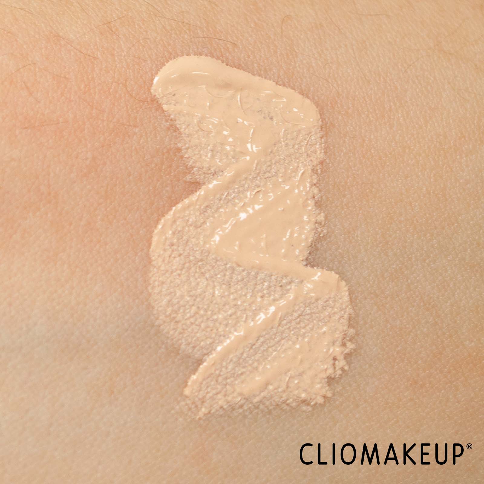 cliomakeup-recensione-correttore-pupa-wonder-me-cancella-stanchezza-correttore-6