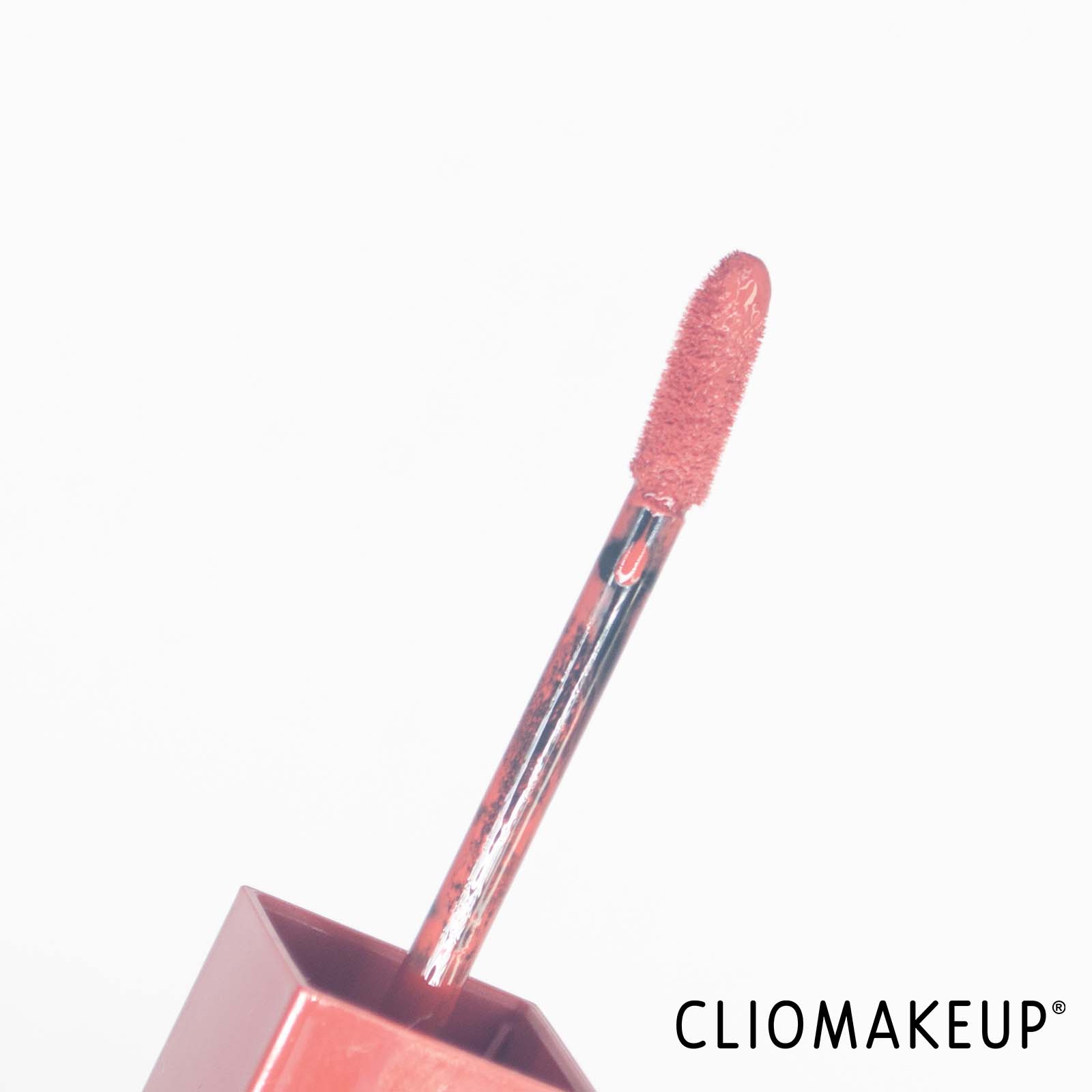 cliomakeup-recensione-rossetti-liquidi-maybelline-superstay-vinyl-ink-nude-shock-5