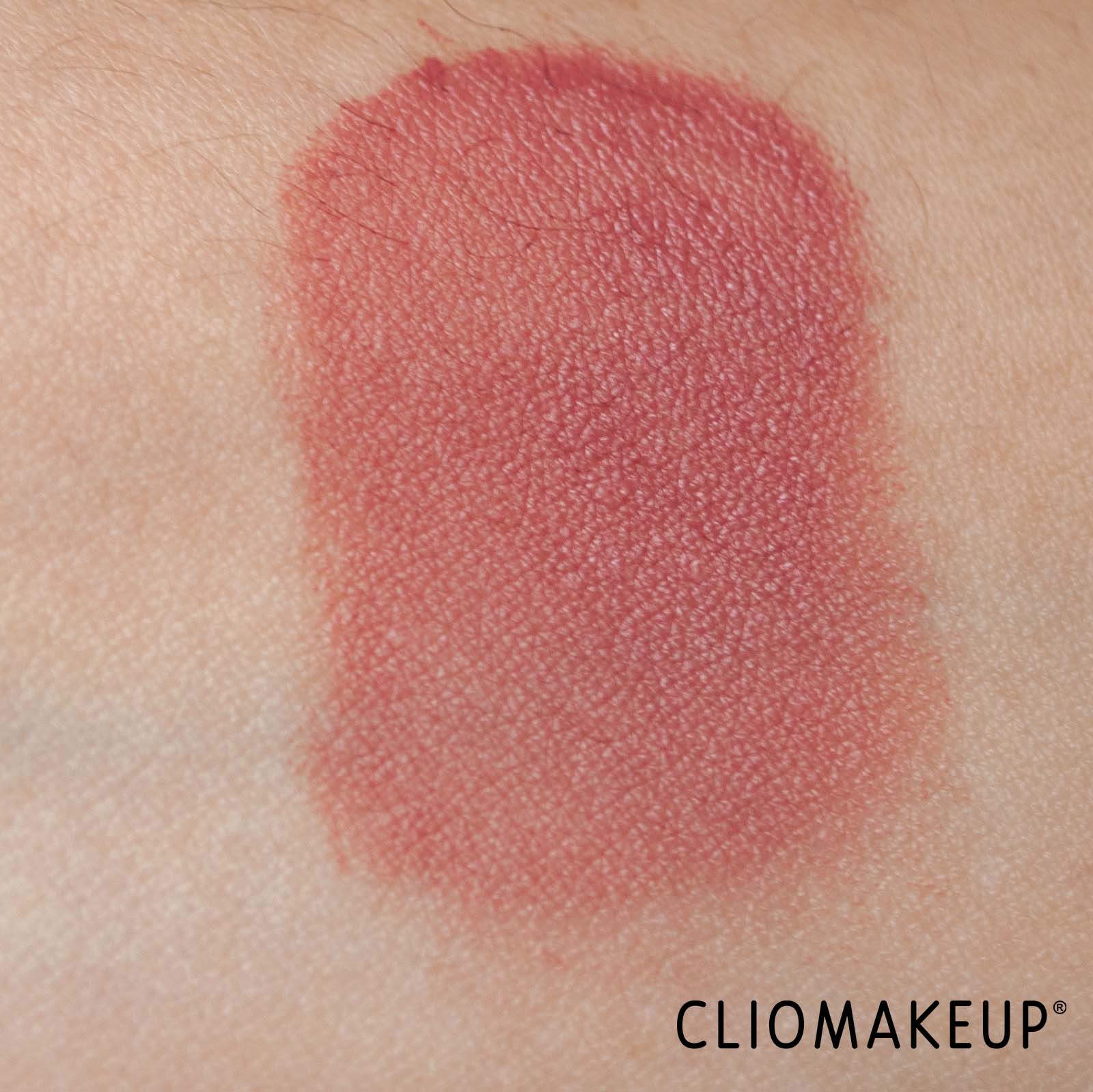 cliomakeup-recensione-tinta-kiko-beauty-essentials-colour-flush-3-in-1-all-over-6