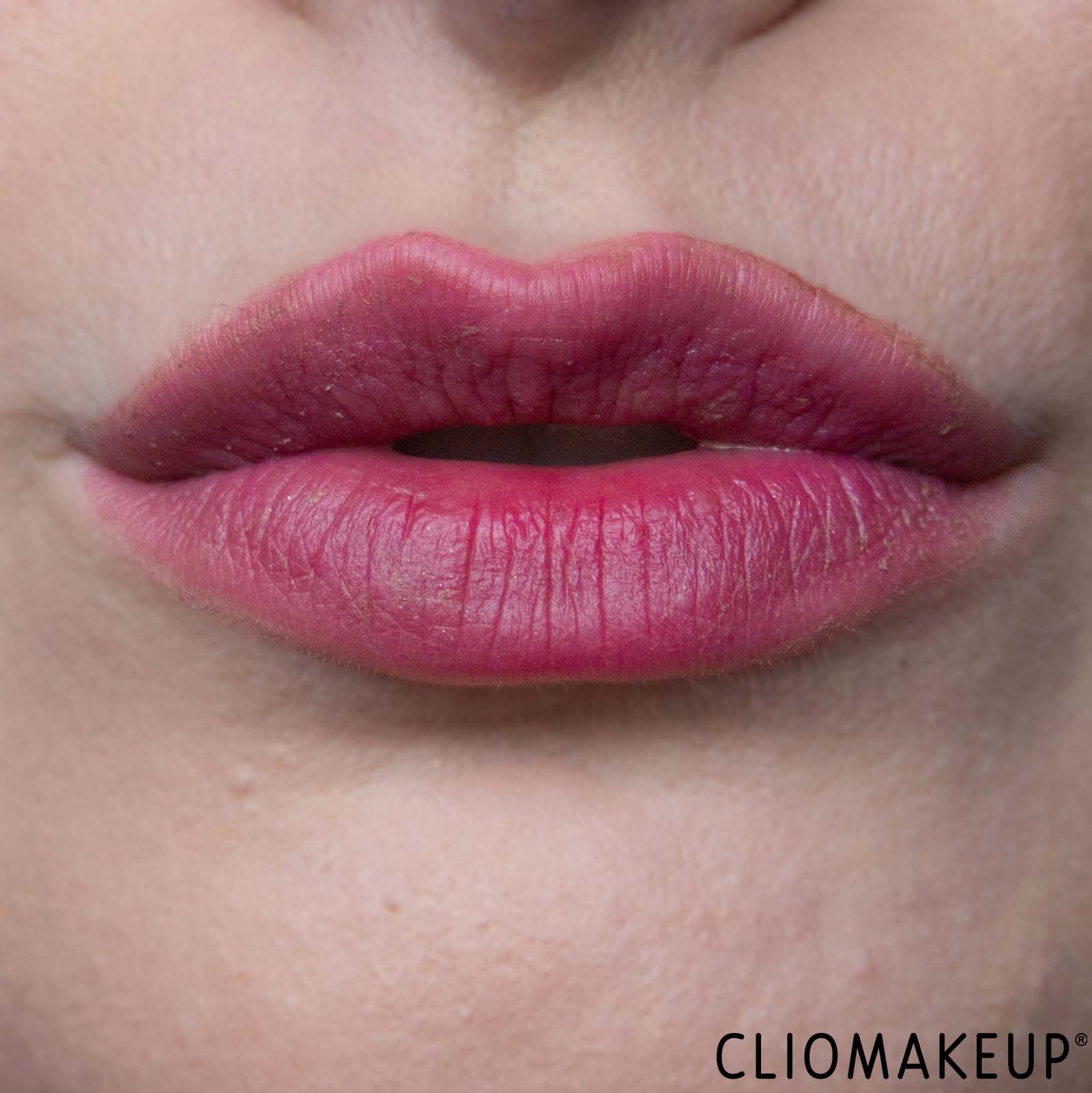 cliomakeup-recensione-tinta-labbra-e-guance-huda-beauty-creamy-lip-e-cheek-stain-10