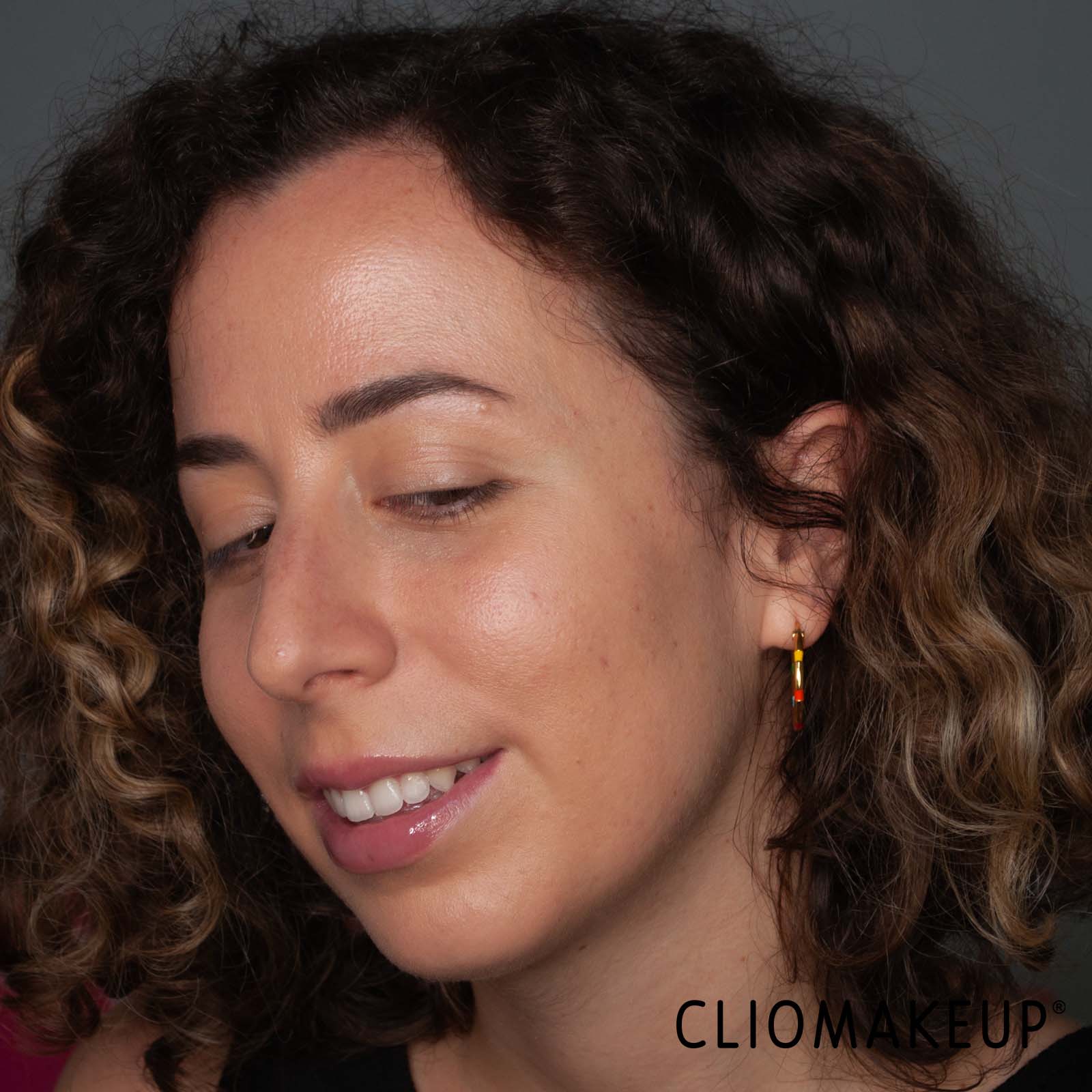 cliomakeup-recensione-contour-stick-kiko-the-little-mermaid-contour-e-highlighter-duo-stick-9