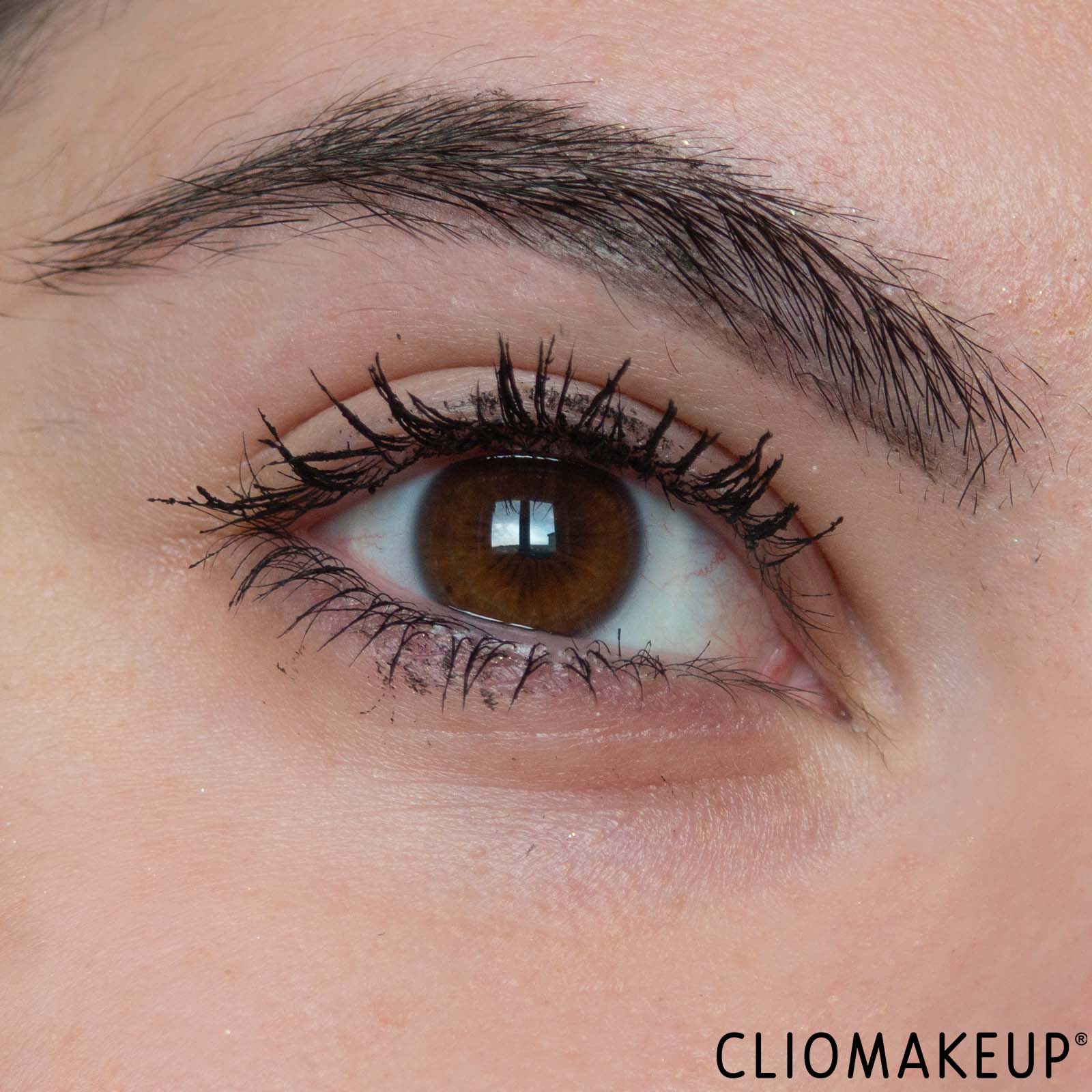 cliomakeup-recensione-mascara-maybelline-great-lash-mascara-blackest-black-12