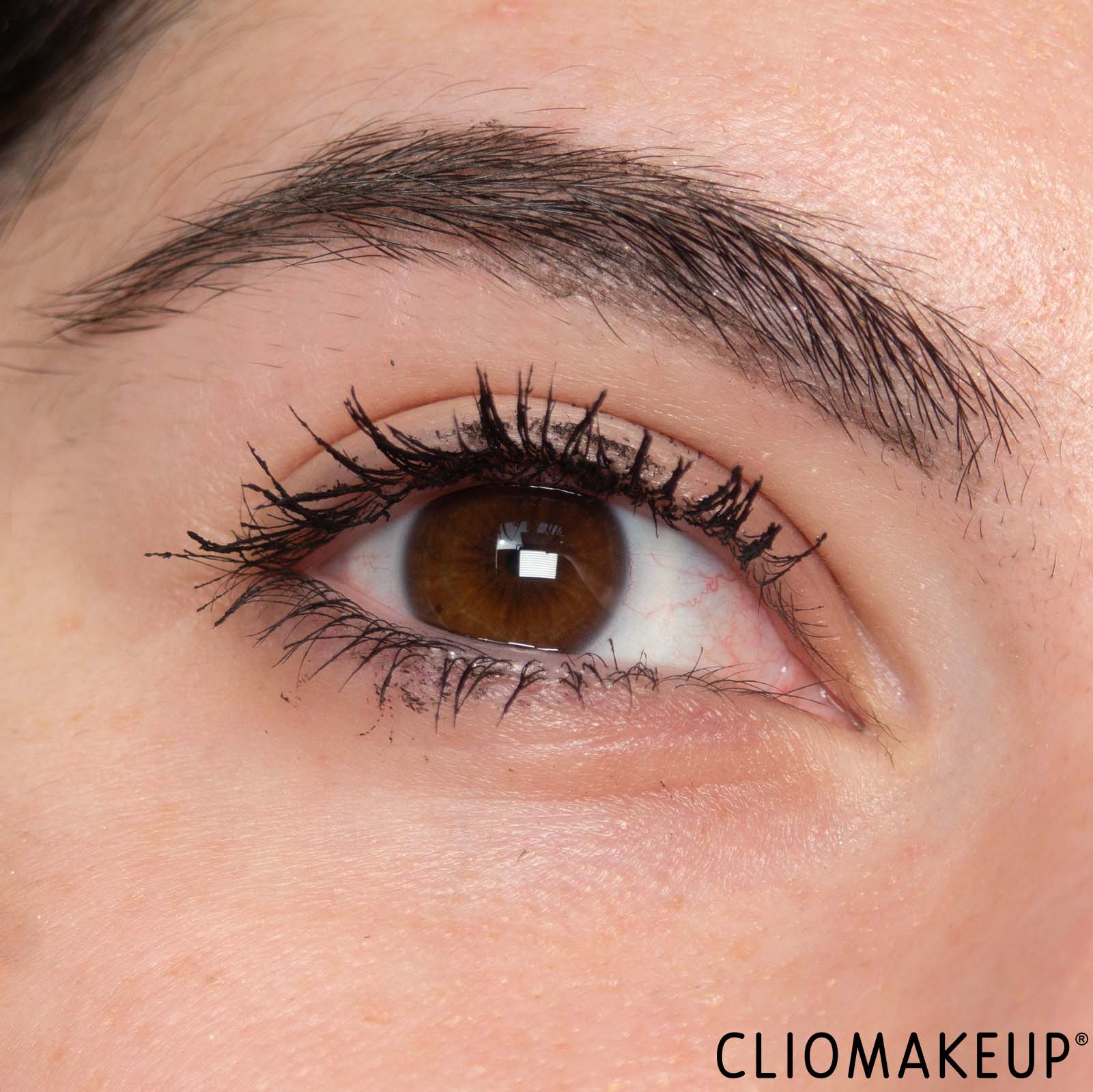 cliomakeup-recensione-mascara-maybelline-great-lash-mascara-blackest-black-13