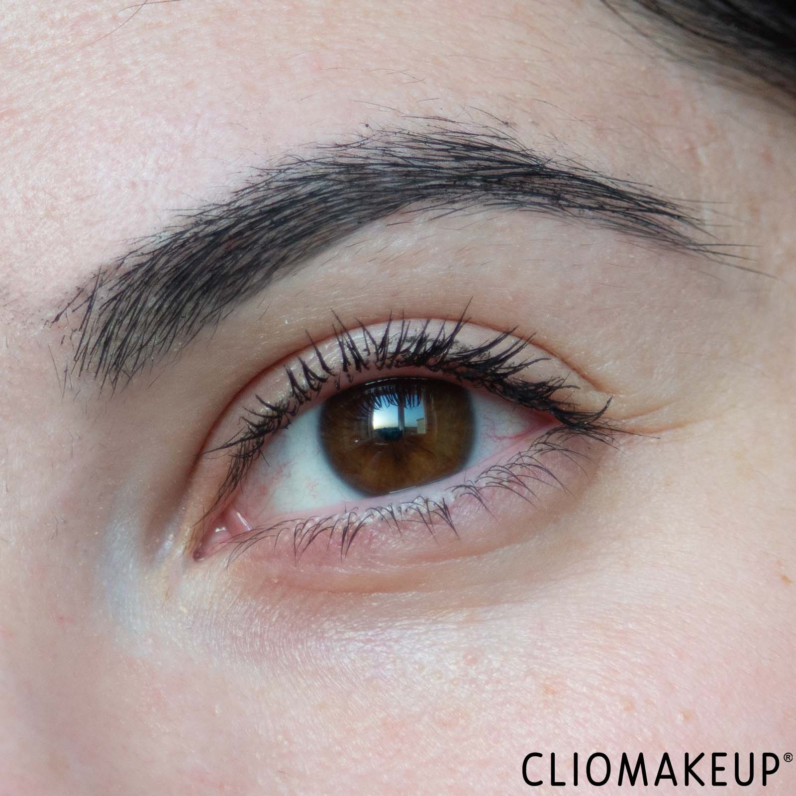 cliomakeup-recensione-mascara-catrice-wild-escape-glam-e-doll-volume-mascara-10