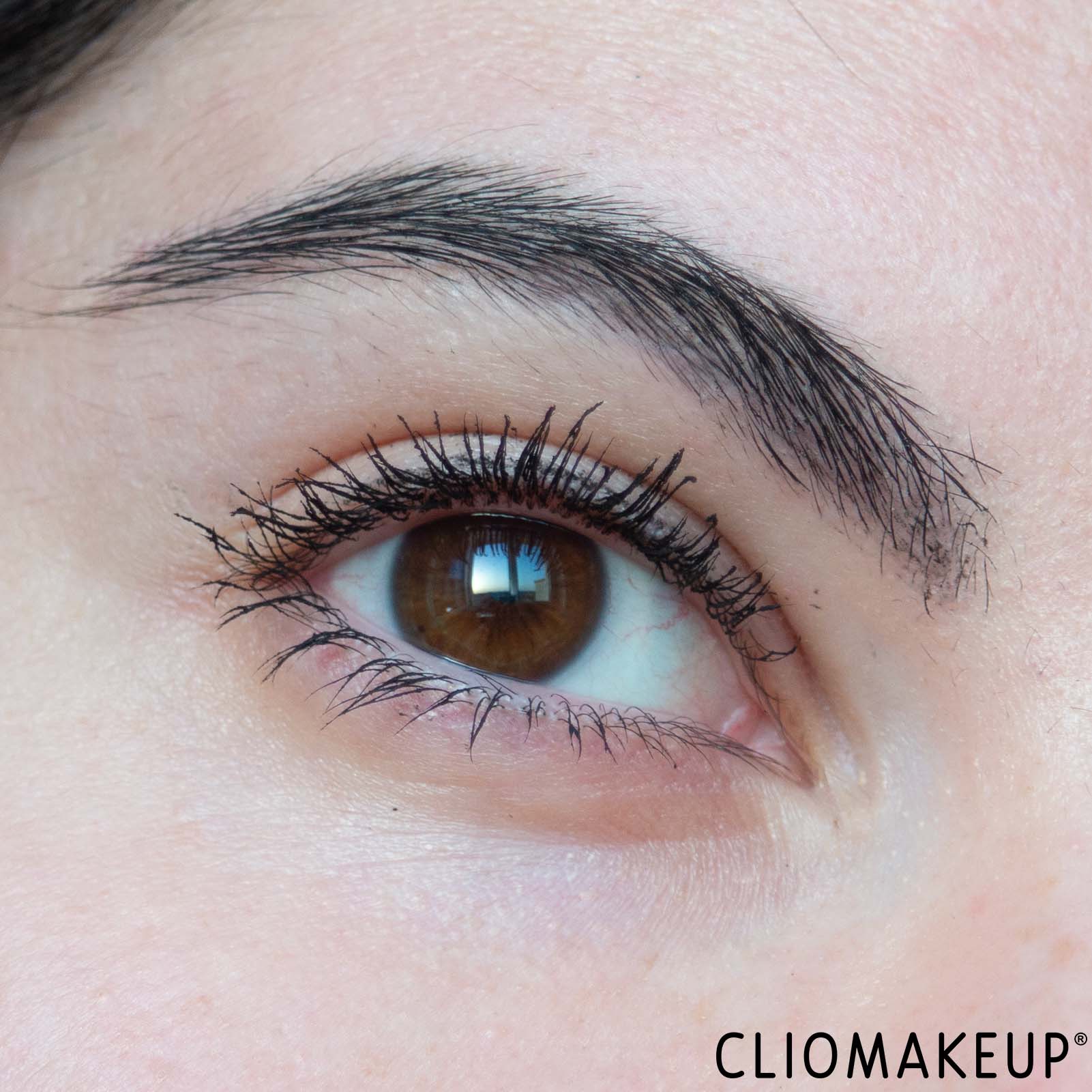 cliomakeup-recensione-mascara-catrice-wild-escape-glam-e-doll-volume-mascara-12