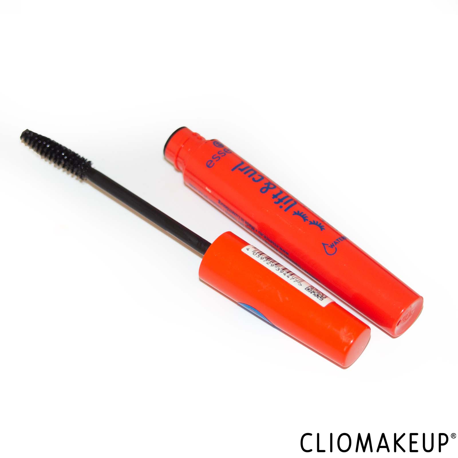 cliomakeup-recensione-mascara-essence-lift-e-curl-volumizing-mascara-4