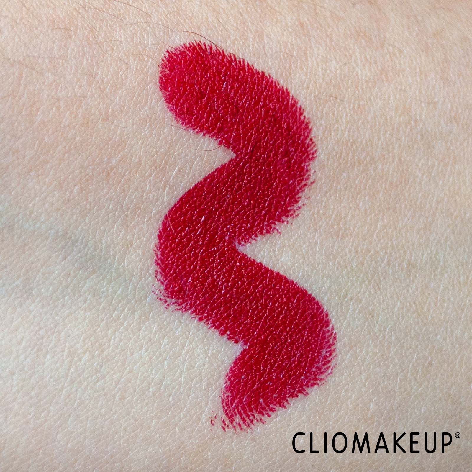 cliomakeup-recensione-rossetto-natasha-denona-i-need-a-rouge-lip-styletto-6