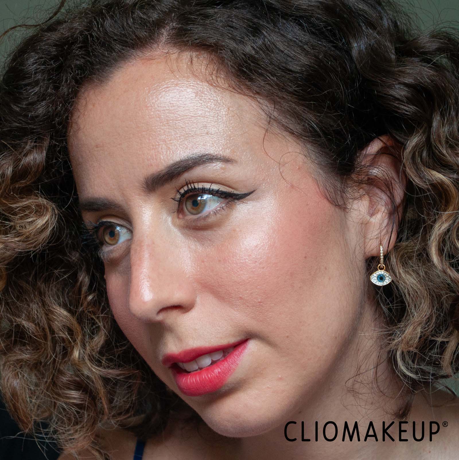 cliomakeup-recensione-tinta-labbra-e-guance-neonude-giorgia-soleri-color-fluid-lip-e-cheek-10