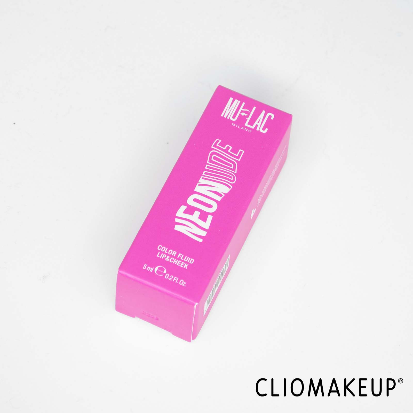 cliomakeup-recensione-tinta-labbra-e-guance-neonude-giorgia-soleri-color-fluid-lip-e-cheek-2