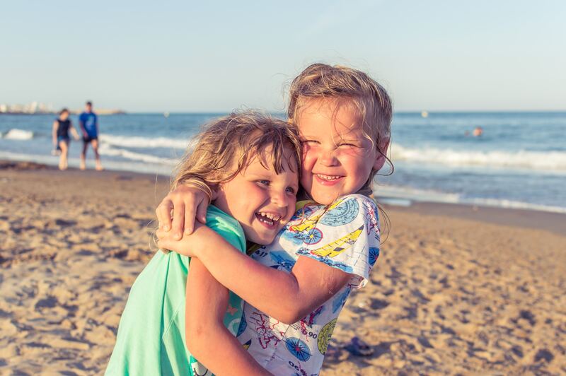 cliomakeup-organizzare-festa-compleanno-spiaggia-bambini-amici