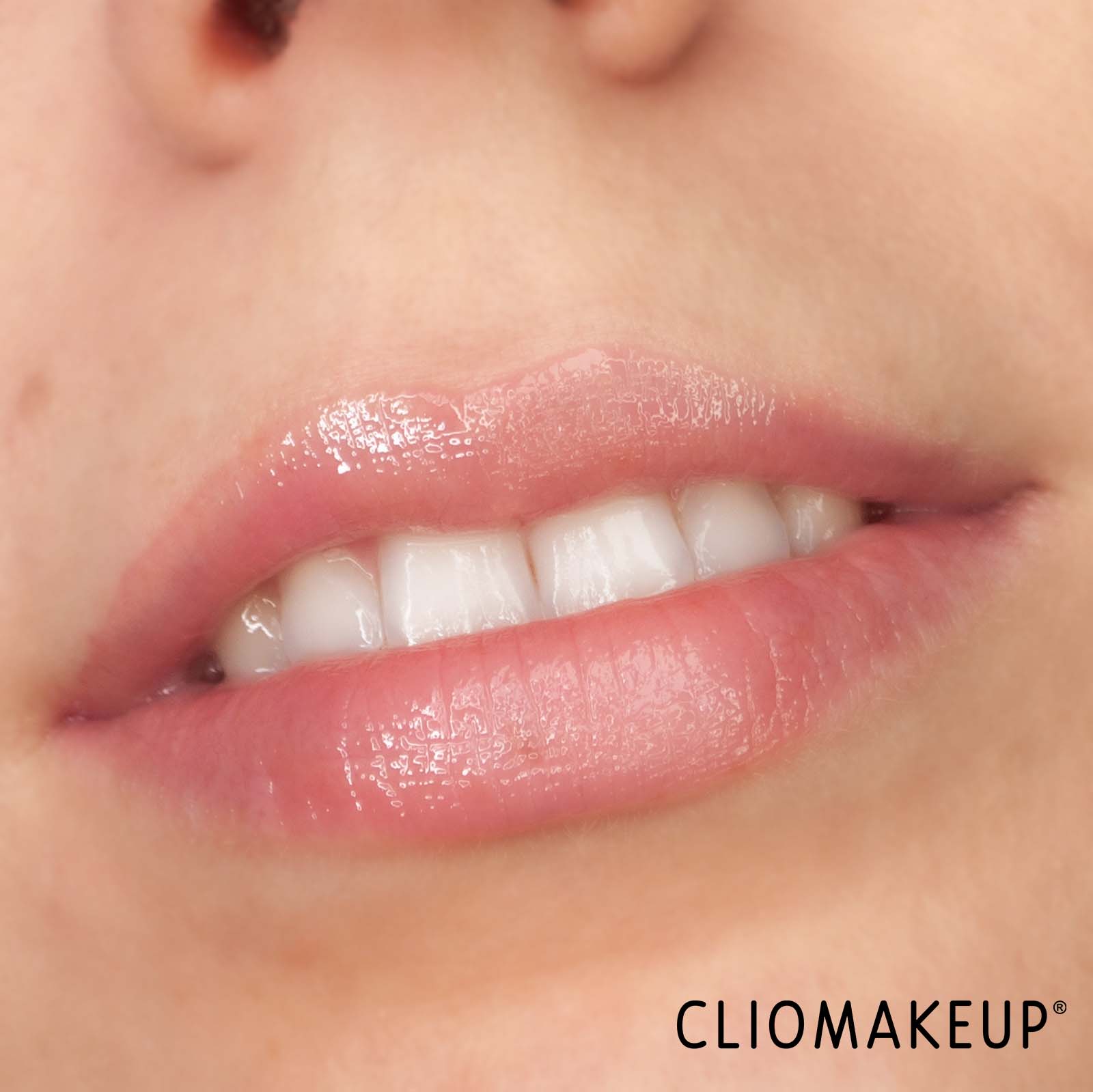 cliomakeup-recensione-balsamo-labbra-wycon-exotic-lips-hydrating-lip-serum-11