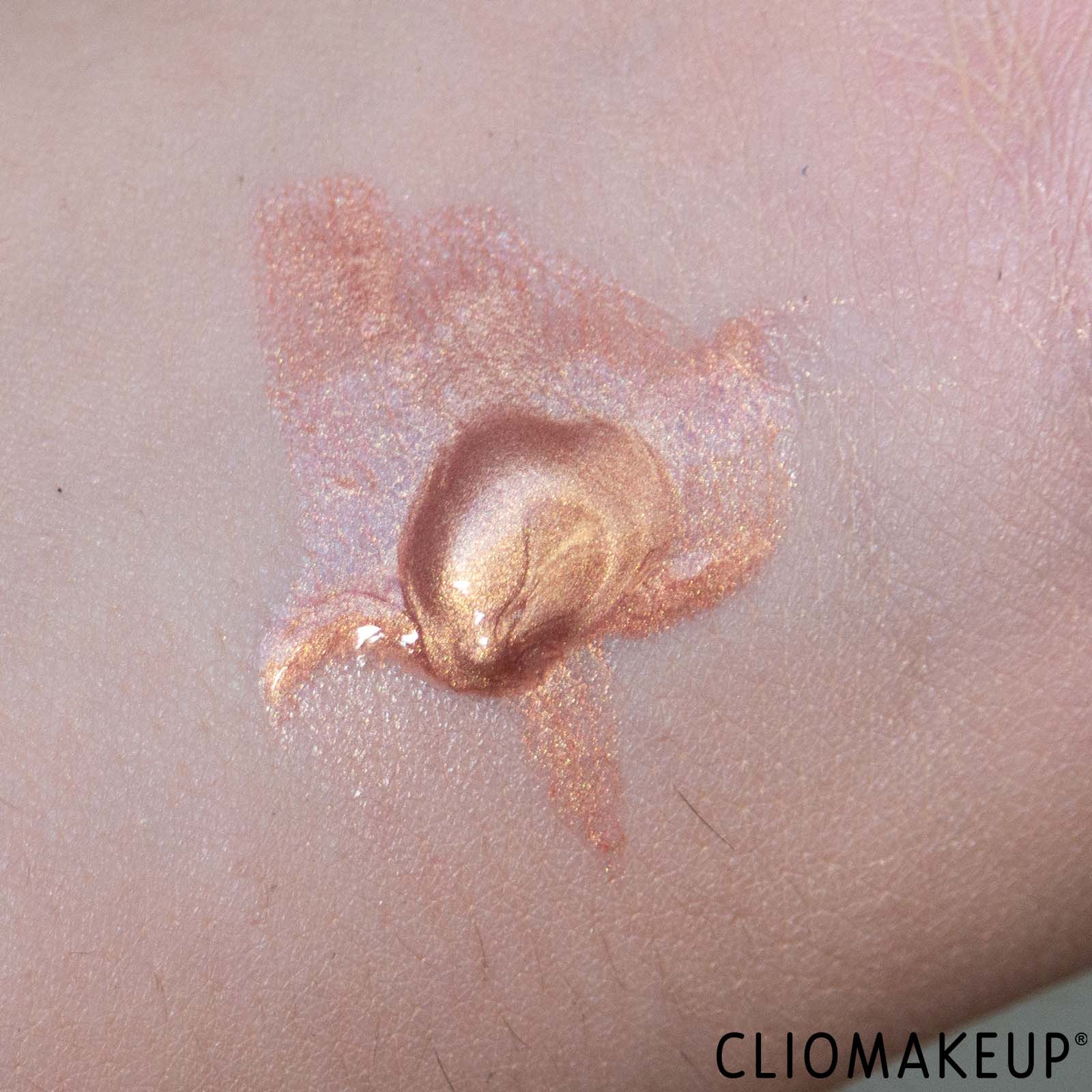 cliomakeup-recensione-blush-catrice-wild-escape-liquid-blush-7