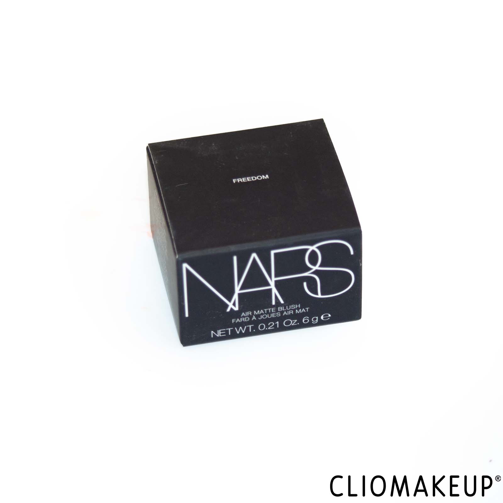 cliomakeup-recensione-blush-nars-air-matte-blush-2