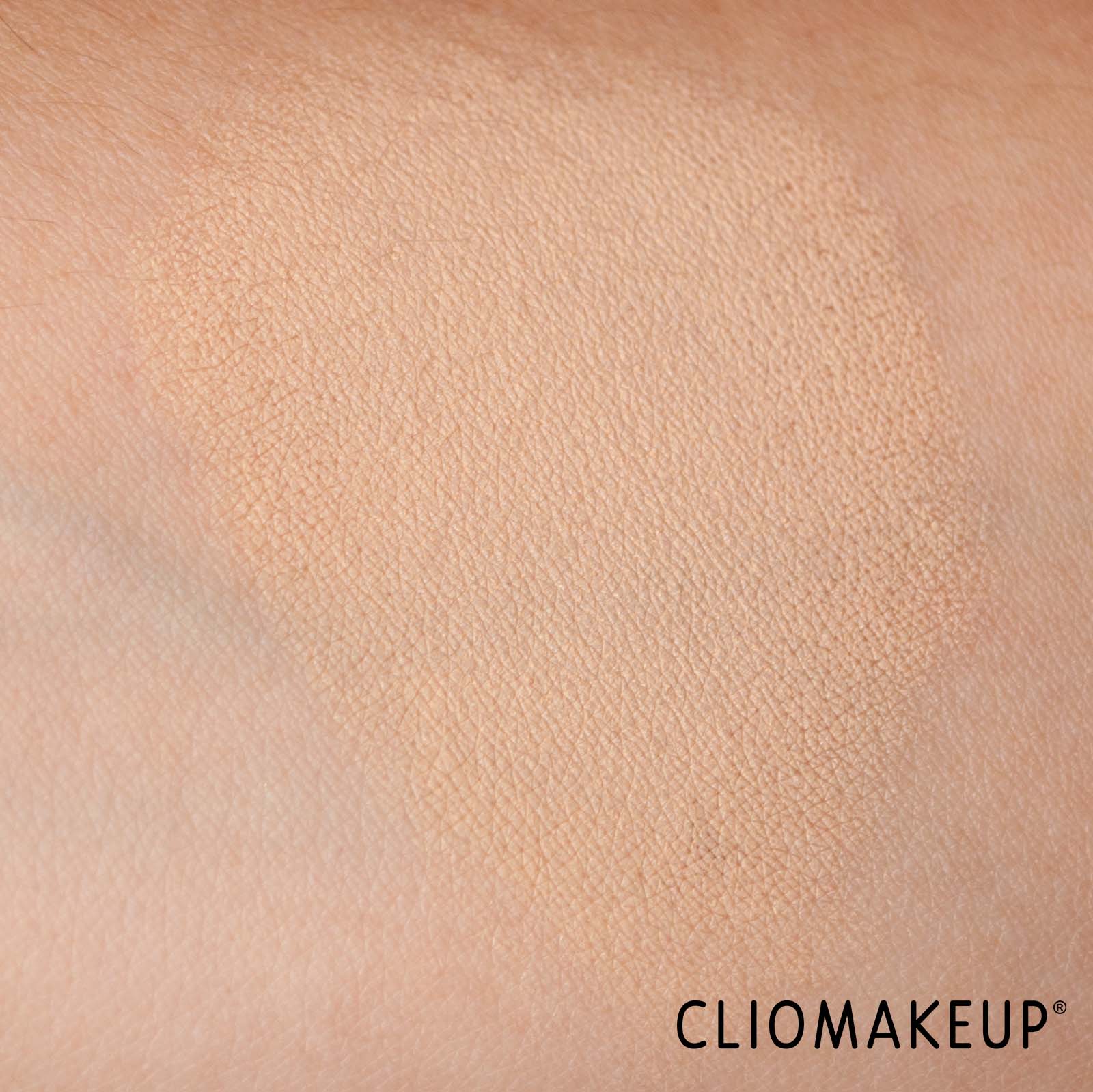 cliomakeup-recensione-correttore-deborah-24ore-perfect-all-over-concealer-correttore-multiuso-7