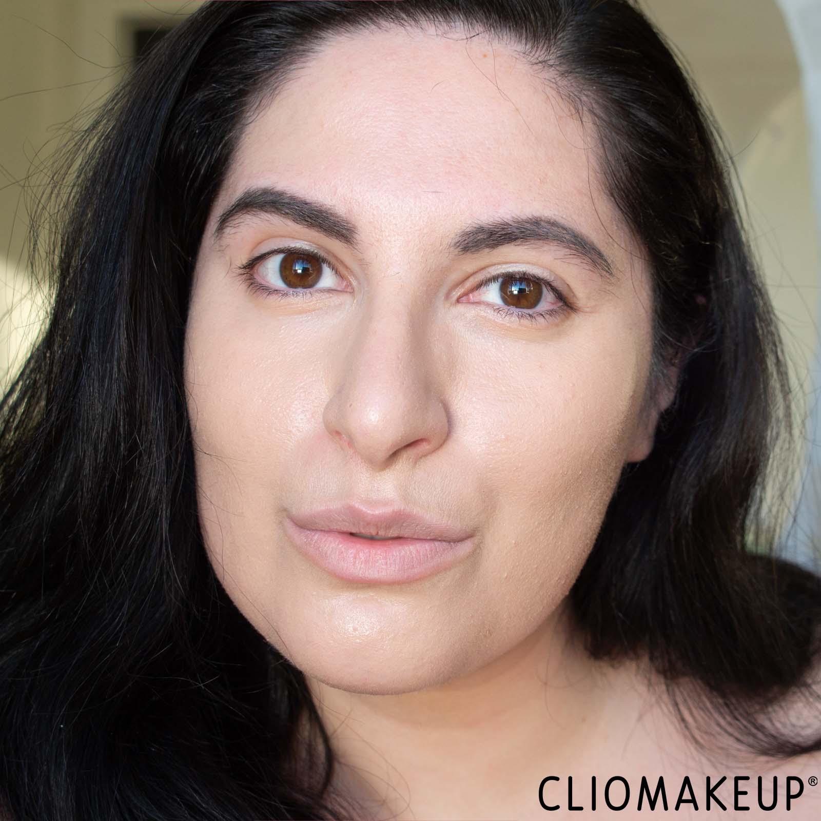 cliomakeup-recensione-fondotinta-estee-lauder-futurist-hydra-rescue-moisturizing-spf45-11