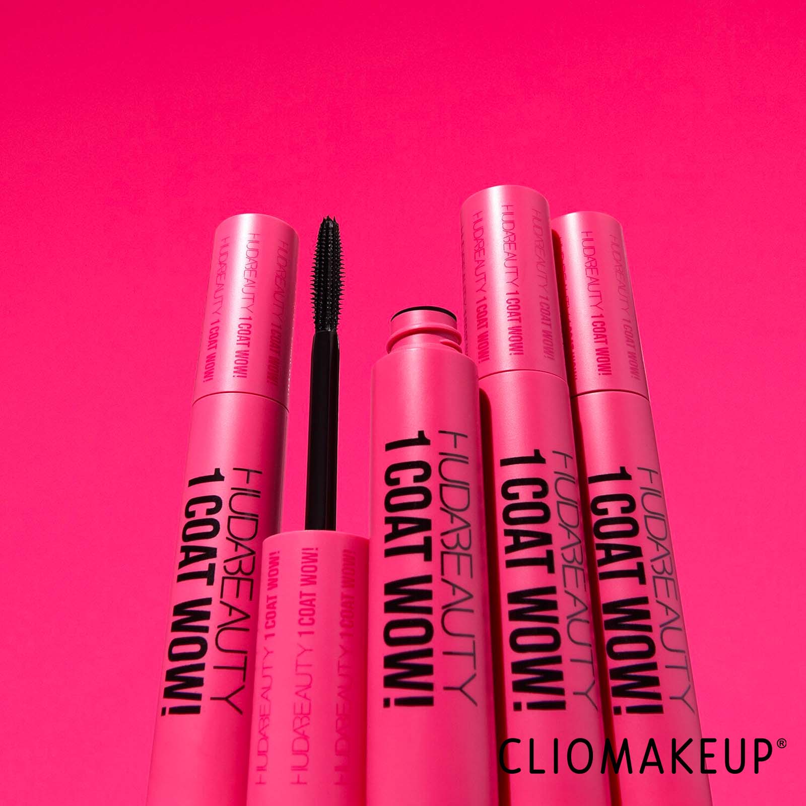 cliomakeup-recensione-mascara-huda-beauty-one-coat-wow!-extra-volumizing-and-lifting-mascara-3