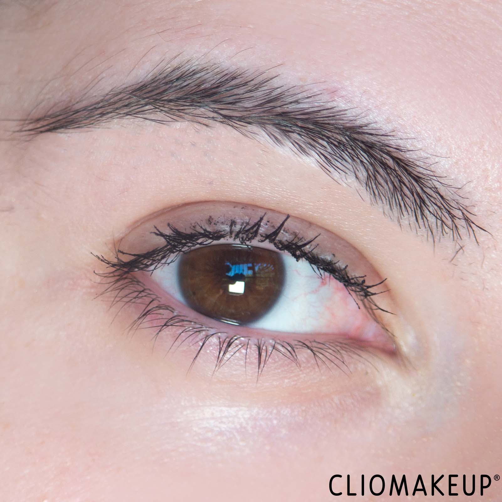 cliomakeup-recensione-mascara-it-cosmetics-hello-lashes-volumizing-mascara-with-lash-serum-11