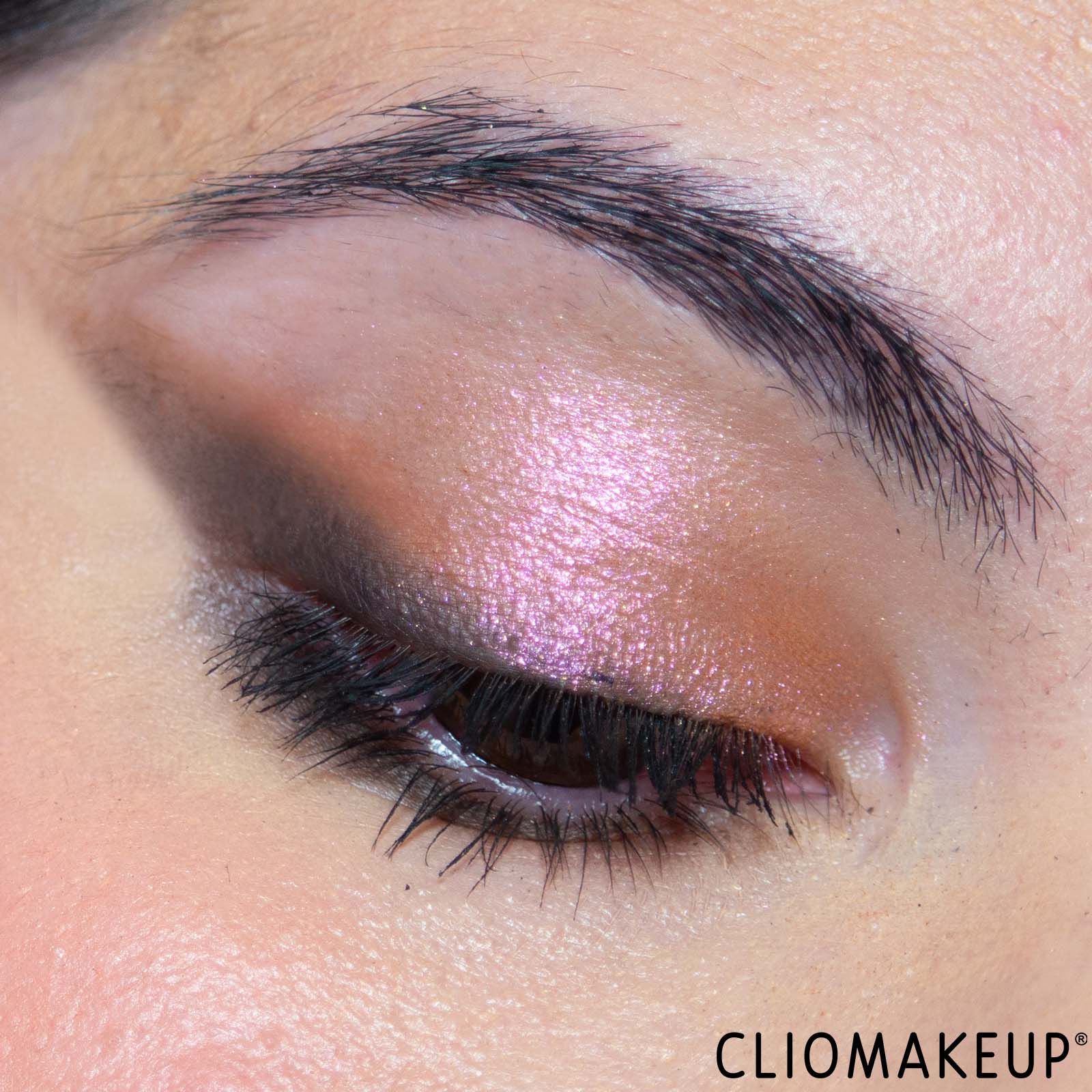 cliomakeup-recensione-palette-too-faced-kitty-likes-to-scratch-mini-eyeshadow-palette-11