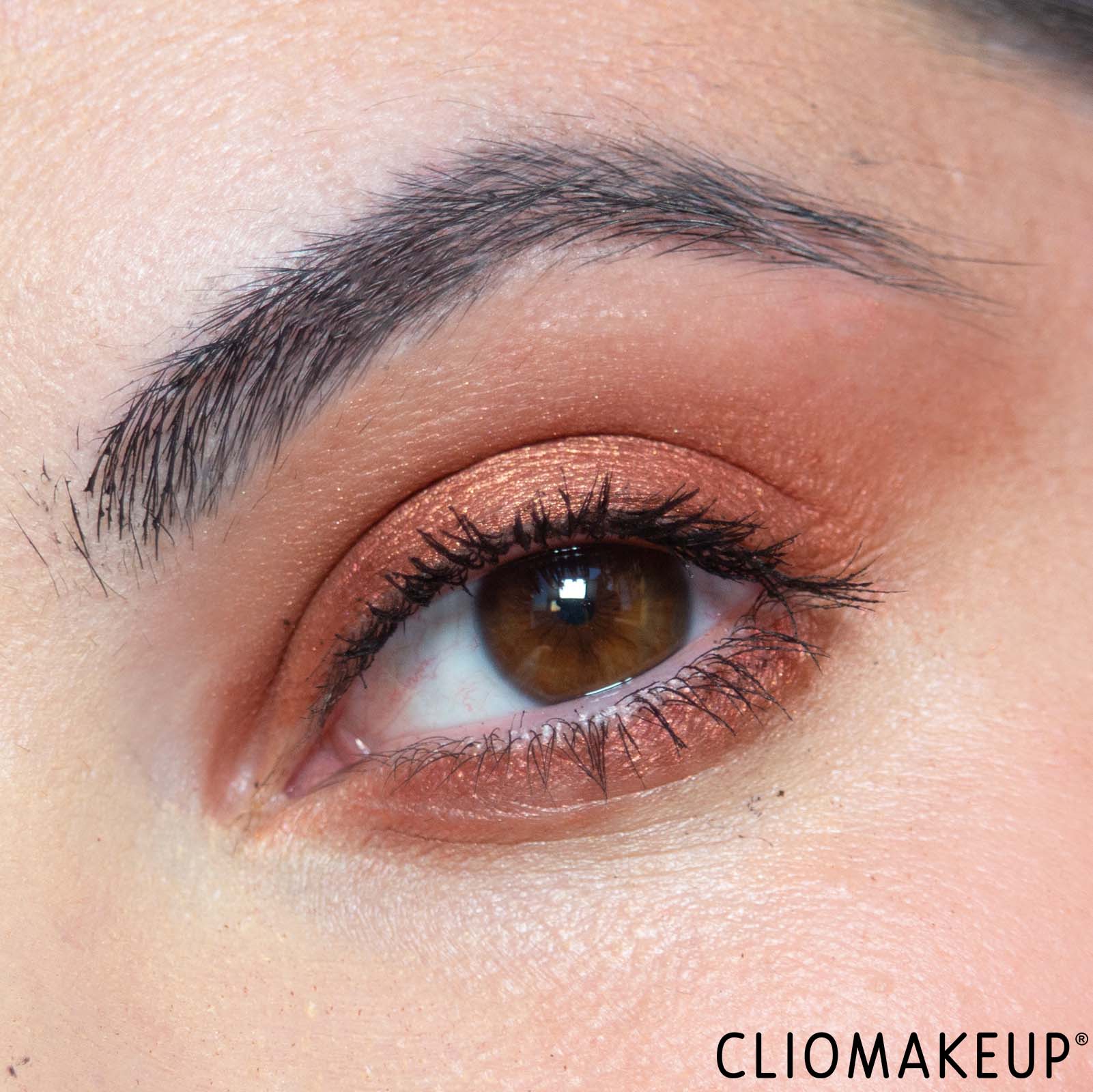 cliomakeup-recensione-palette-too-faced-kitty-likes-to-scratch-mini-eyeshadow-palette-13