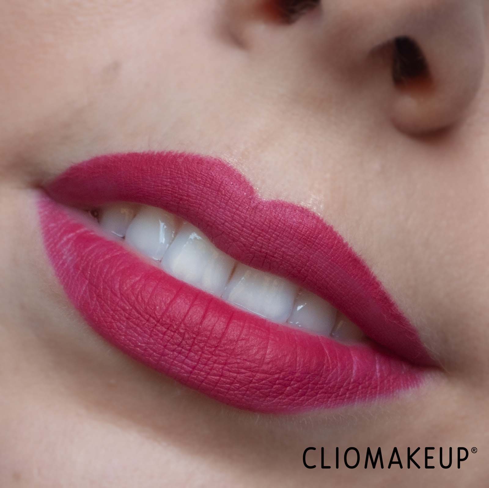 cliomakeup-recensione-rossetto-kiko-beauty-essentials-2-in-1-long-lasting-matte-lipstick-e-pencil-10