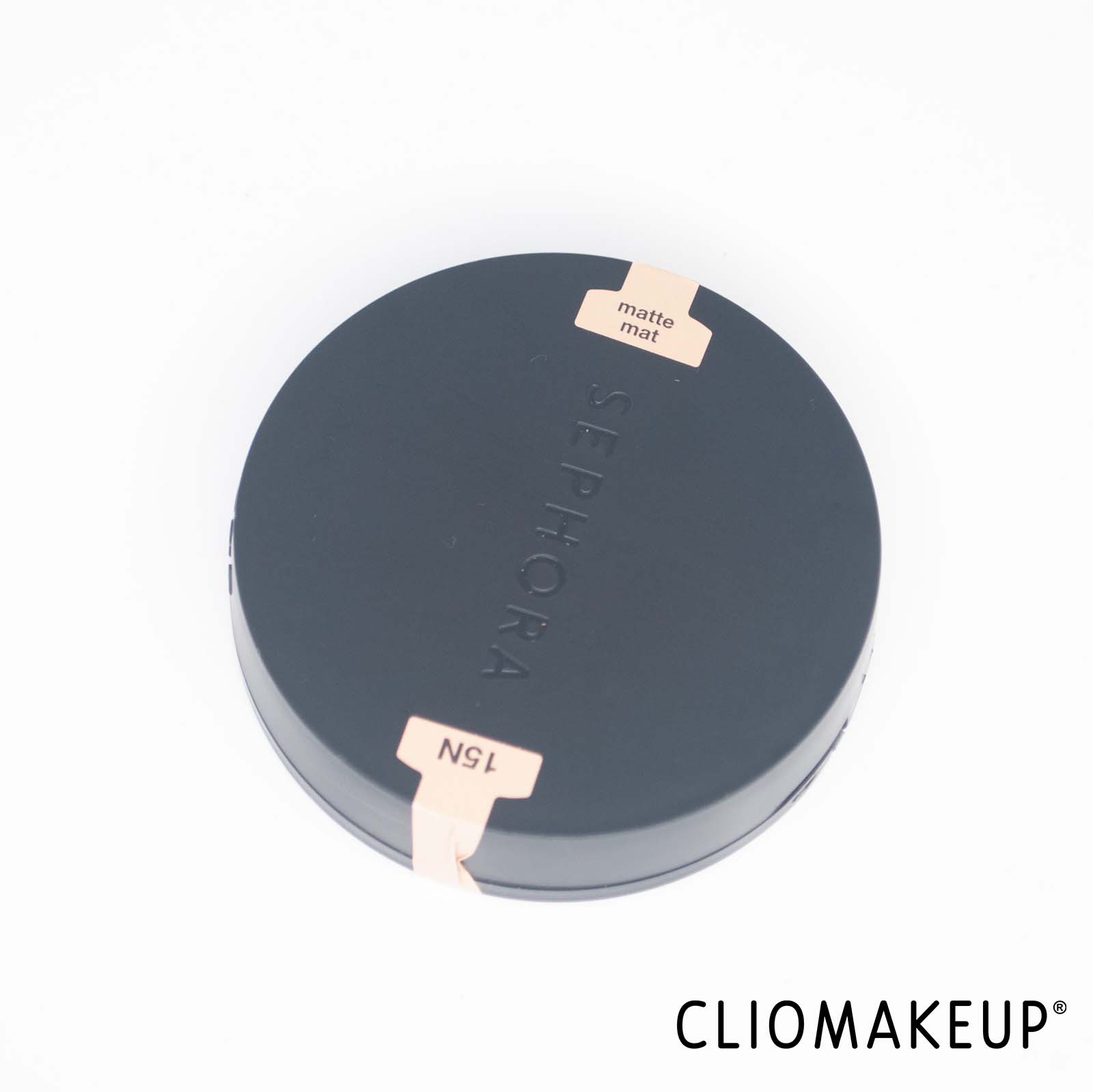 cliomakeup-recensione-fondotinta-sephora-matte-powder-foundation-2