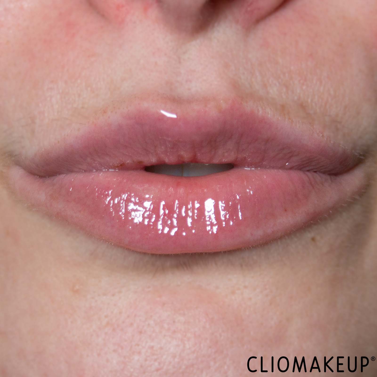 cliomakeup-recensione-gloss-nyx-fat-oil-lip-drip-olio-labbra-10