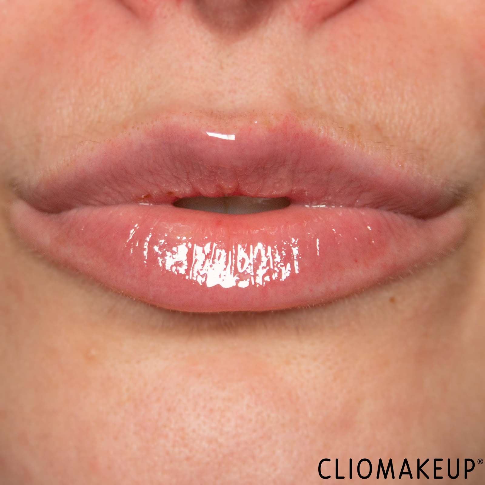 cliomakeup-recensione-gloss-nyx-fat-oil-lip-drip-olio-labbra-11