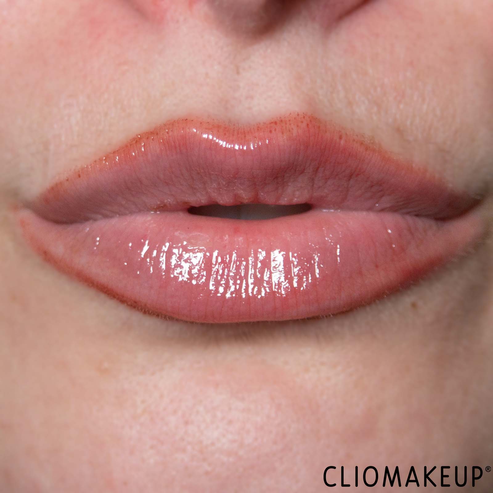 cliomakeup-recensione-gloss-nyx-fat-oil-lip-drip-olio-labbra-12