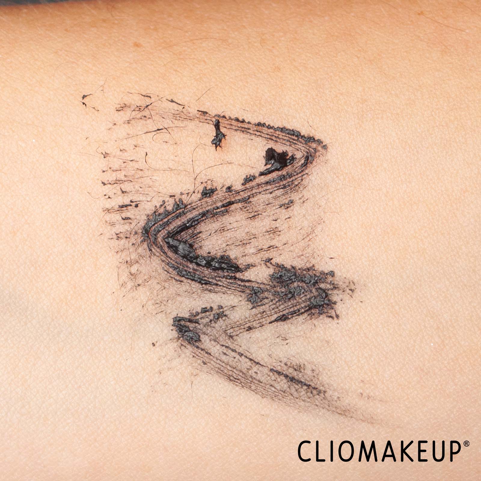 cliomakeup-recensione-mascara-i-like-it-clean-mascara-7