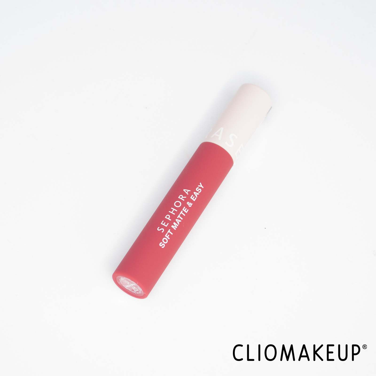 cliomakeup-recensione-rossetto-sephora-soft-matte-e-easy-2