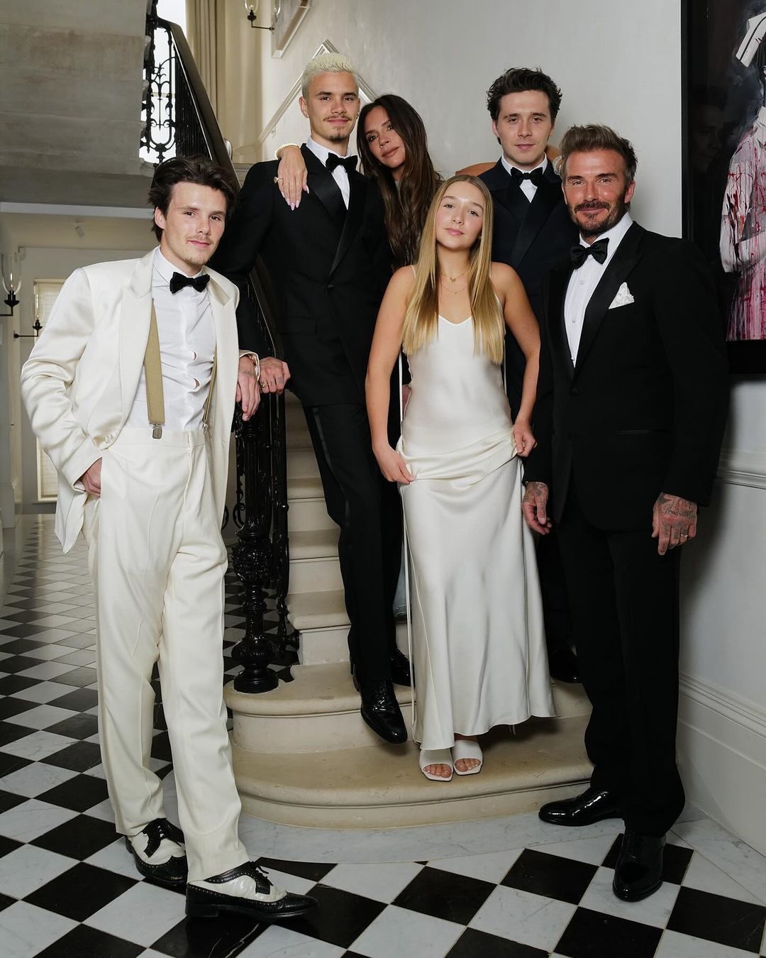 cliomakeup-figli-beckham-foto-gruppo