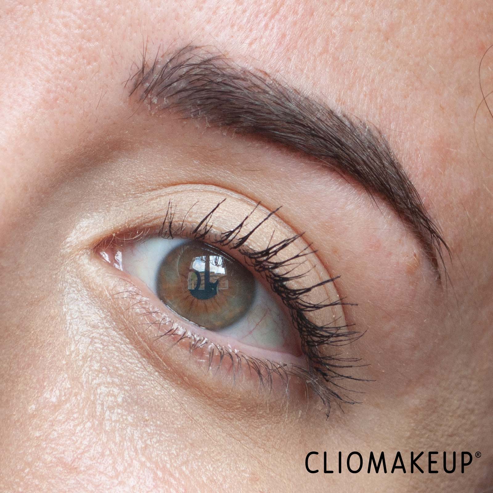 cliomakeup-recensione-mascara-clinique-high-impact-high-fi-full-volume-mascara-10