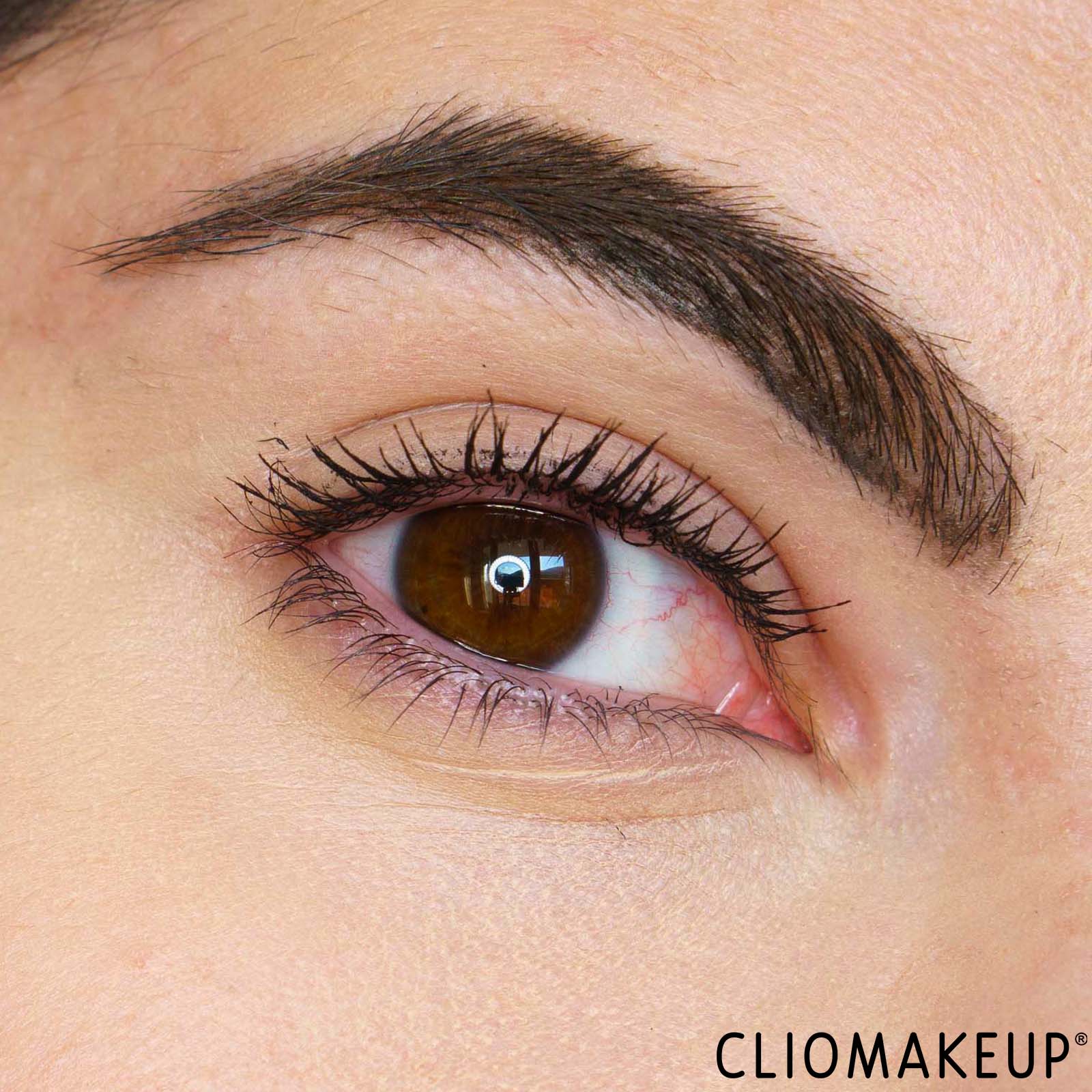 cliomakeup-recensione-mascara-essence-lash-without-limits-extreme-lengthening-volume-mascara-ultra-black-11