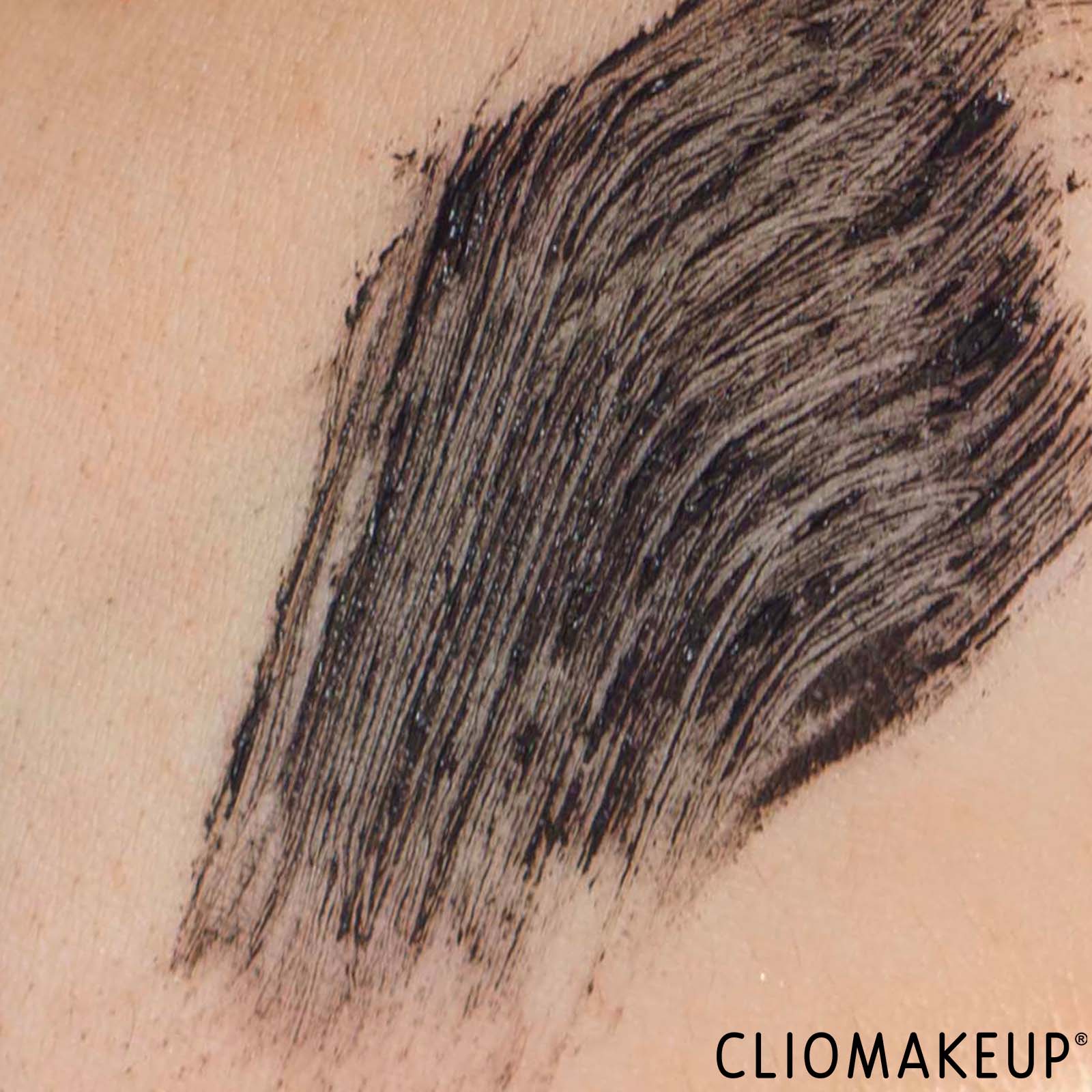 cliomakeup-recensione-mascara-essence-lash-without-limits-extreme-lengthening-volume-mascara-ultra-black-6