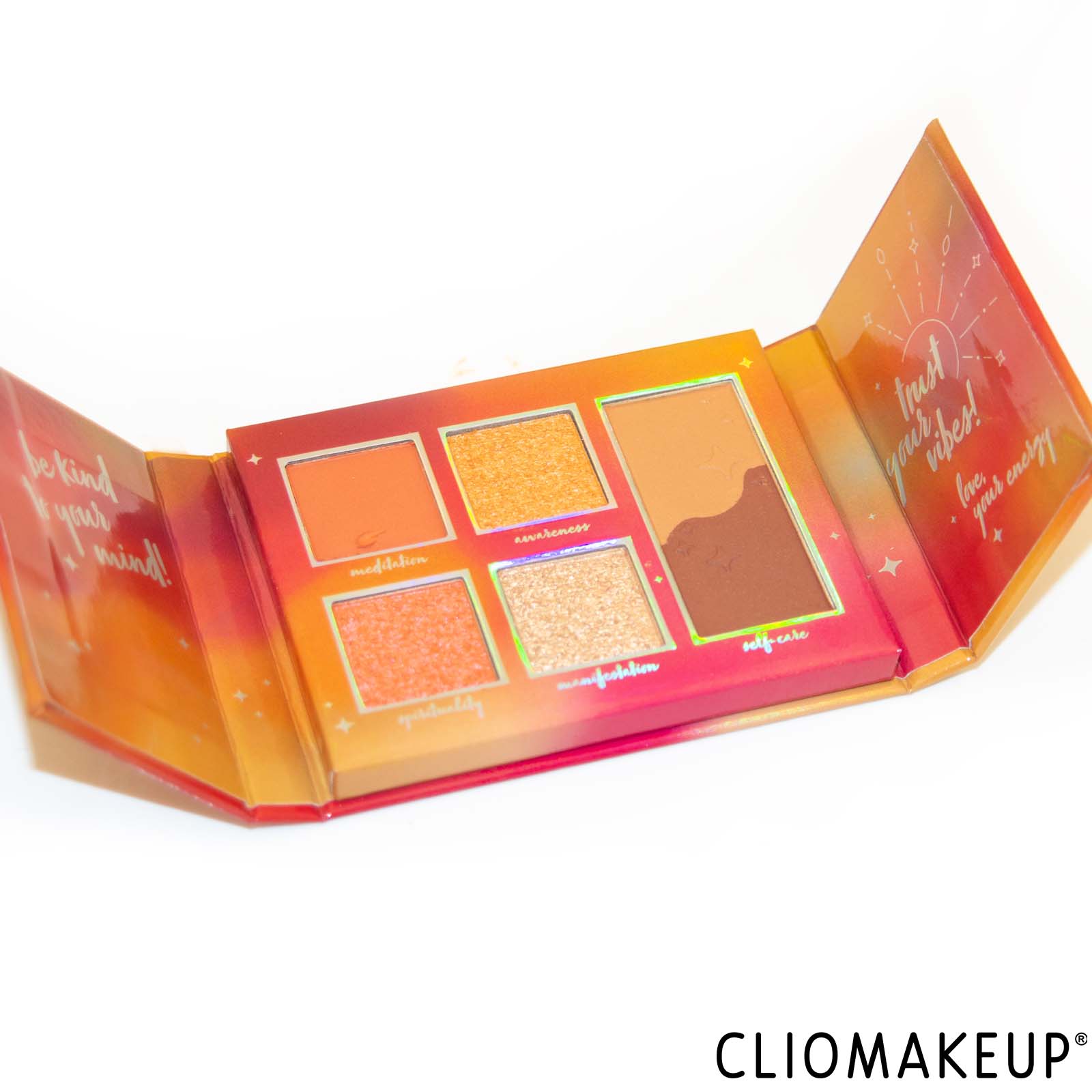 cliomakeup-recensione-palette-essence-protect-your-energy-mini-eyeshadow-palette-4