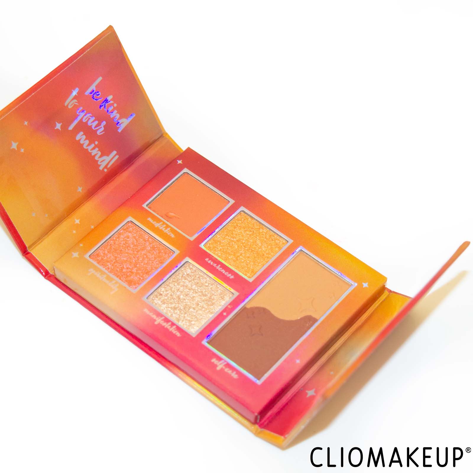 cliomakeup-recensione-palette-essence-protect-your-energy-mini-eyeshadow-palette-5