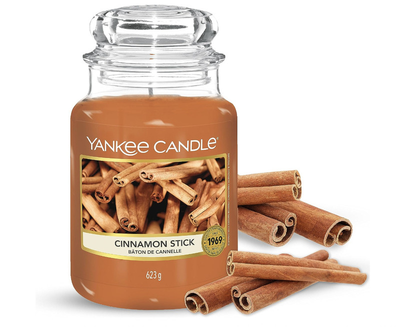 cliomakeup-candele-natale-2023-yankee-candle-cinnamon-stick