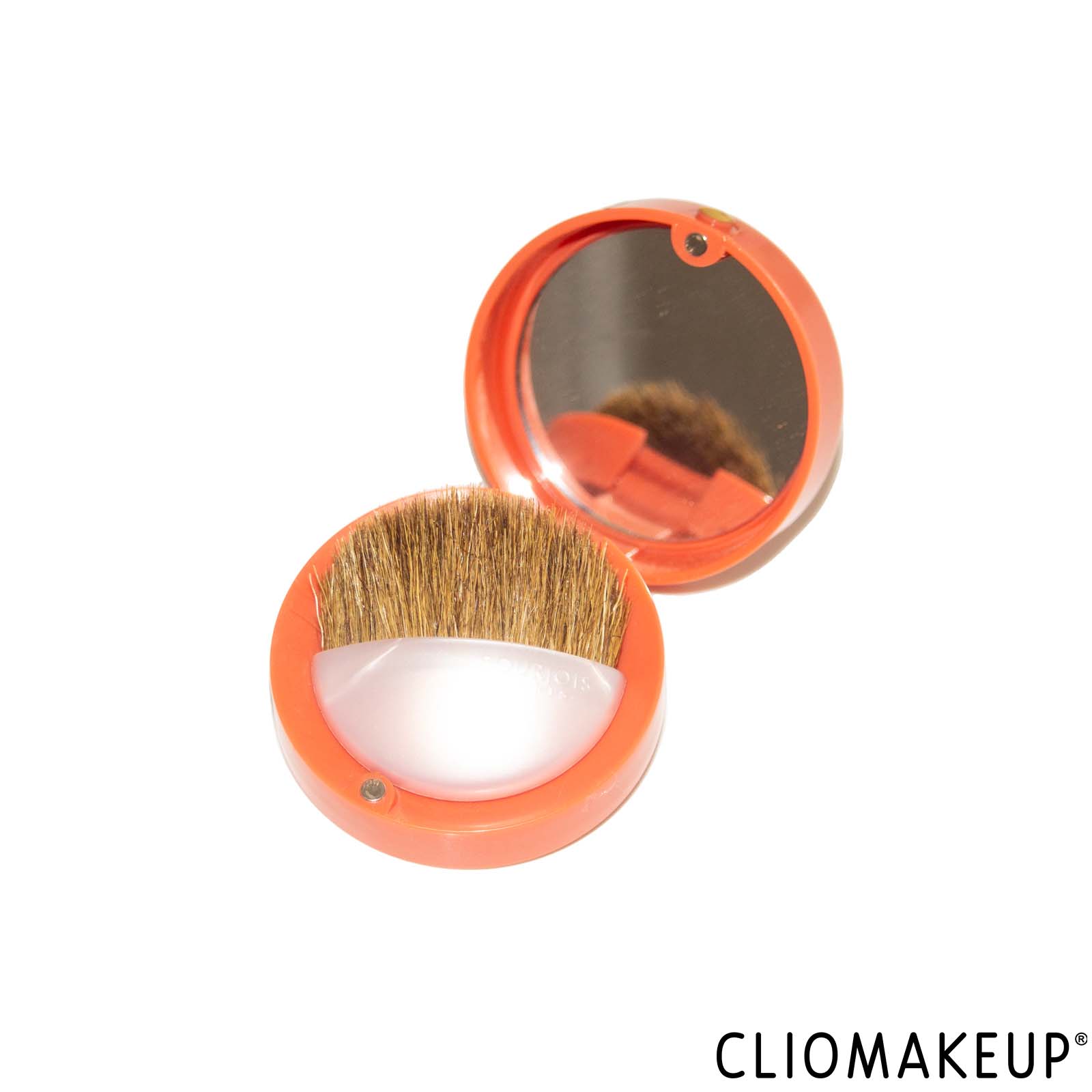 cliomakeup-recensione-blush-bourjois-little-round-pot-blush-3