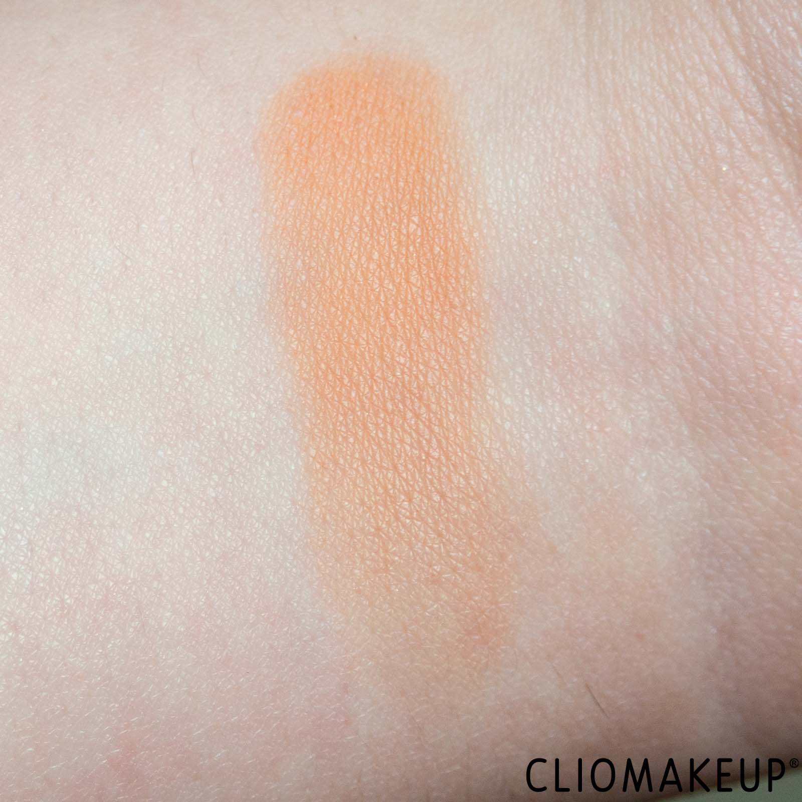 cliomakeup-recensione-blush-bourjois-little-round-pot-blush-6