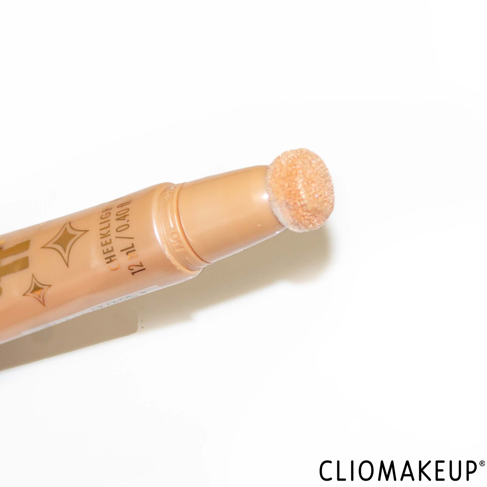 cliomakeup-recensione-blush-catrice-magic-christmas-liquid-blush-5