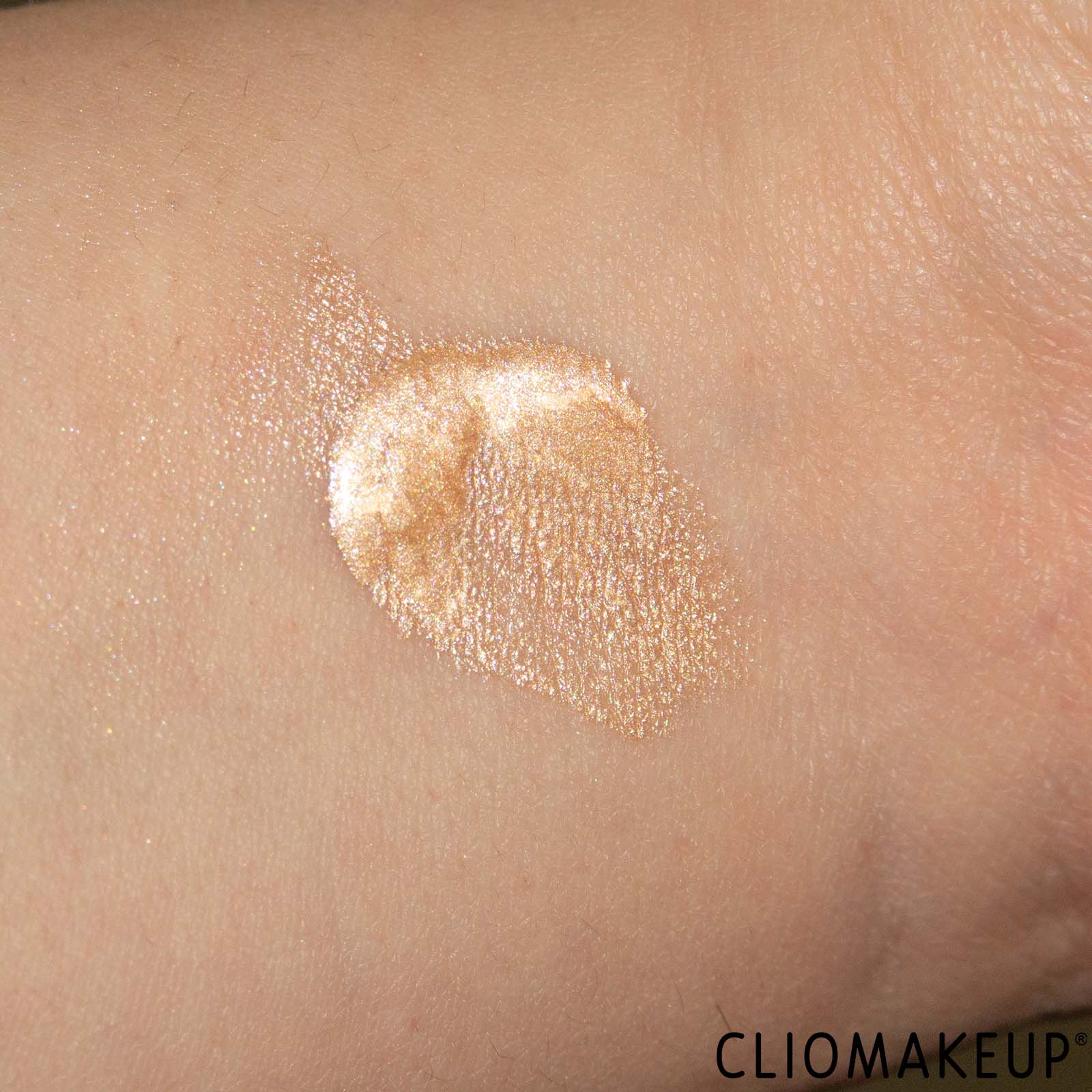 cliomakeup-recensione-blush-catrice-magic-christmas-liquid-blush-7