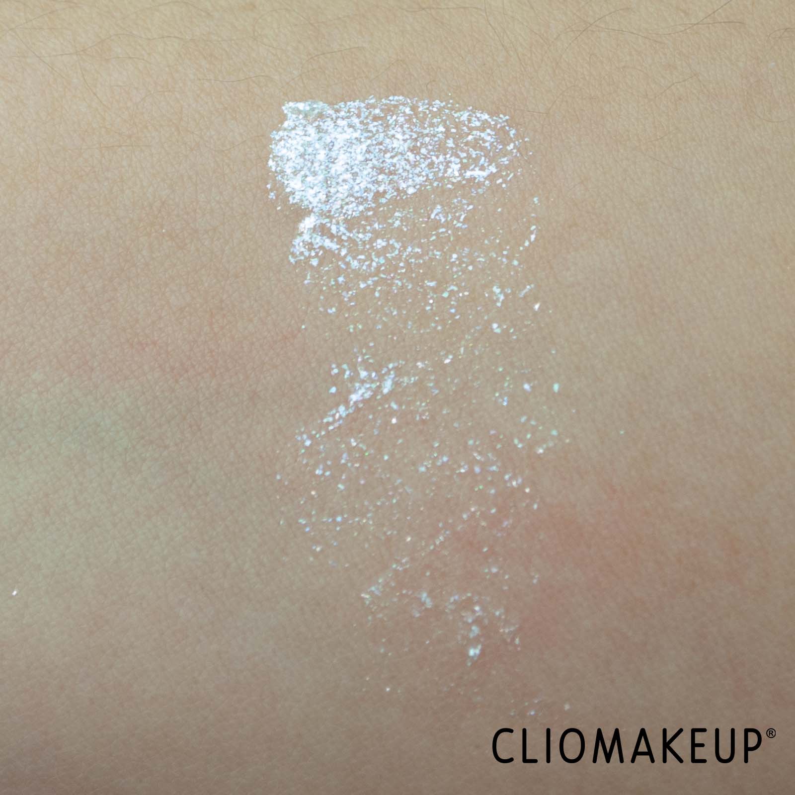 cliomakeup-recensione-ombretto-liquido-mulac-liquid-soul-liquid-pigment-glitter-6