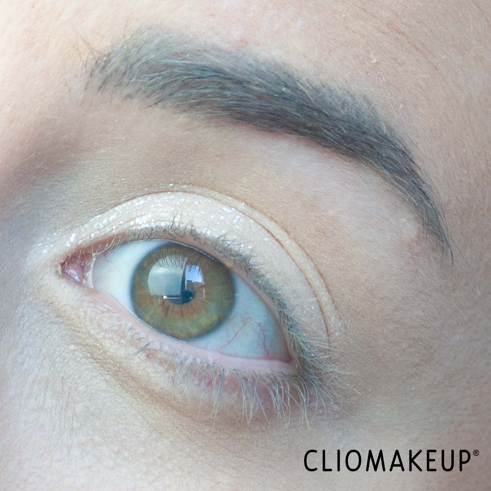 cliomakeup-recensione-ombretto-liquido-mulac-liquid-soul-liquid-pigment-glitter-8