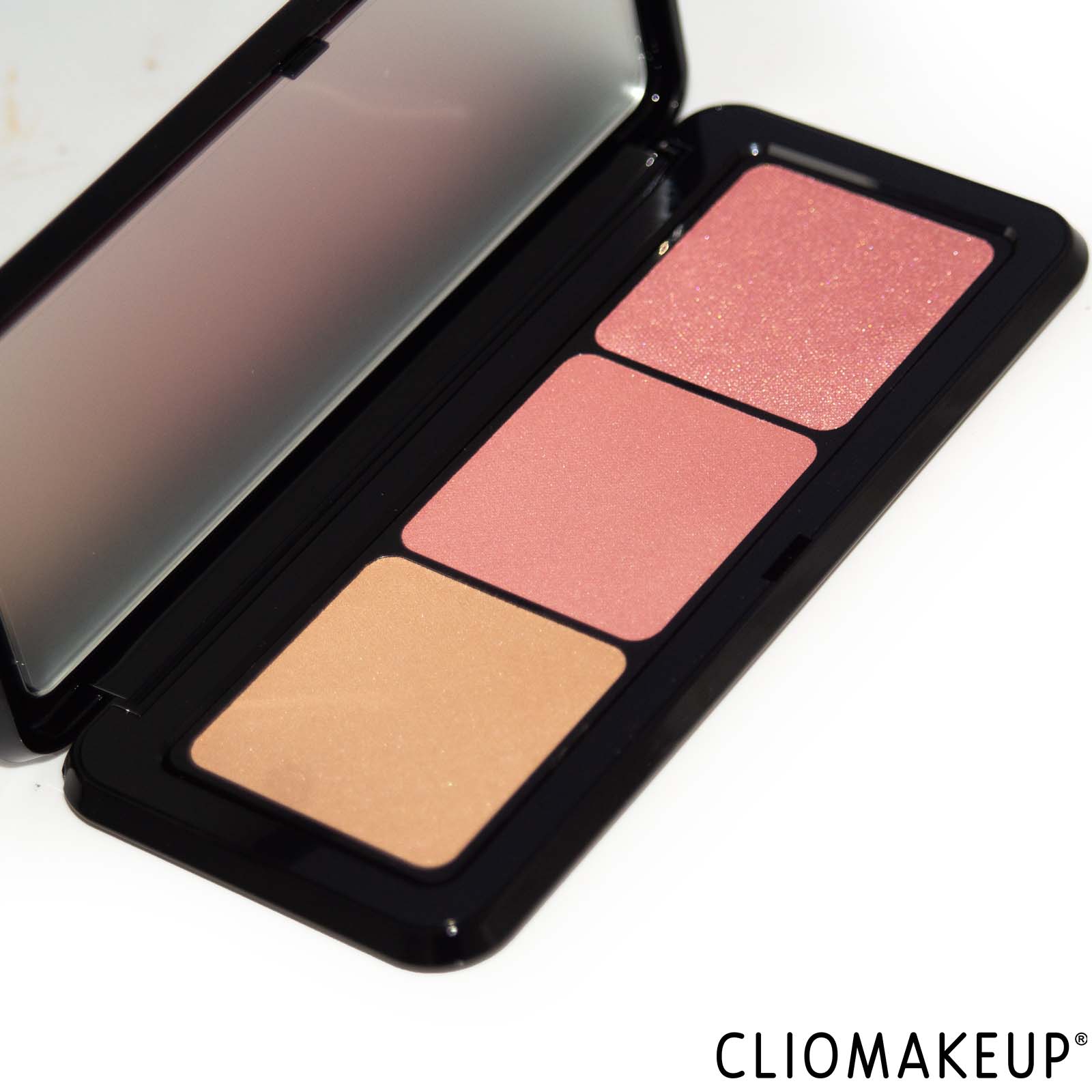 cliomakeup-recensione-palette-viso-kiko-multi-finish-trio-blush-e-bronzer-face-palette-5