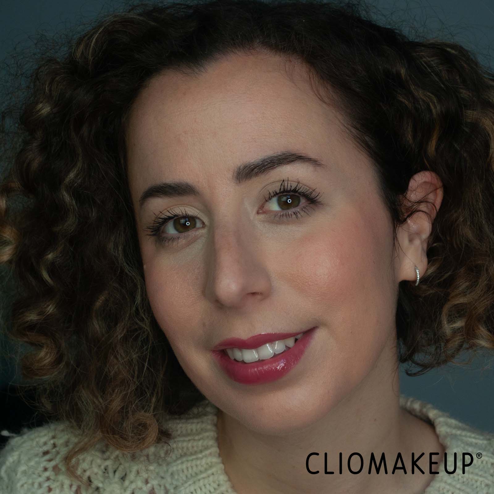 cliomakeup-recensione-fondotinta-revolution-skin-silk-luminous-serum-foundation-13